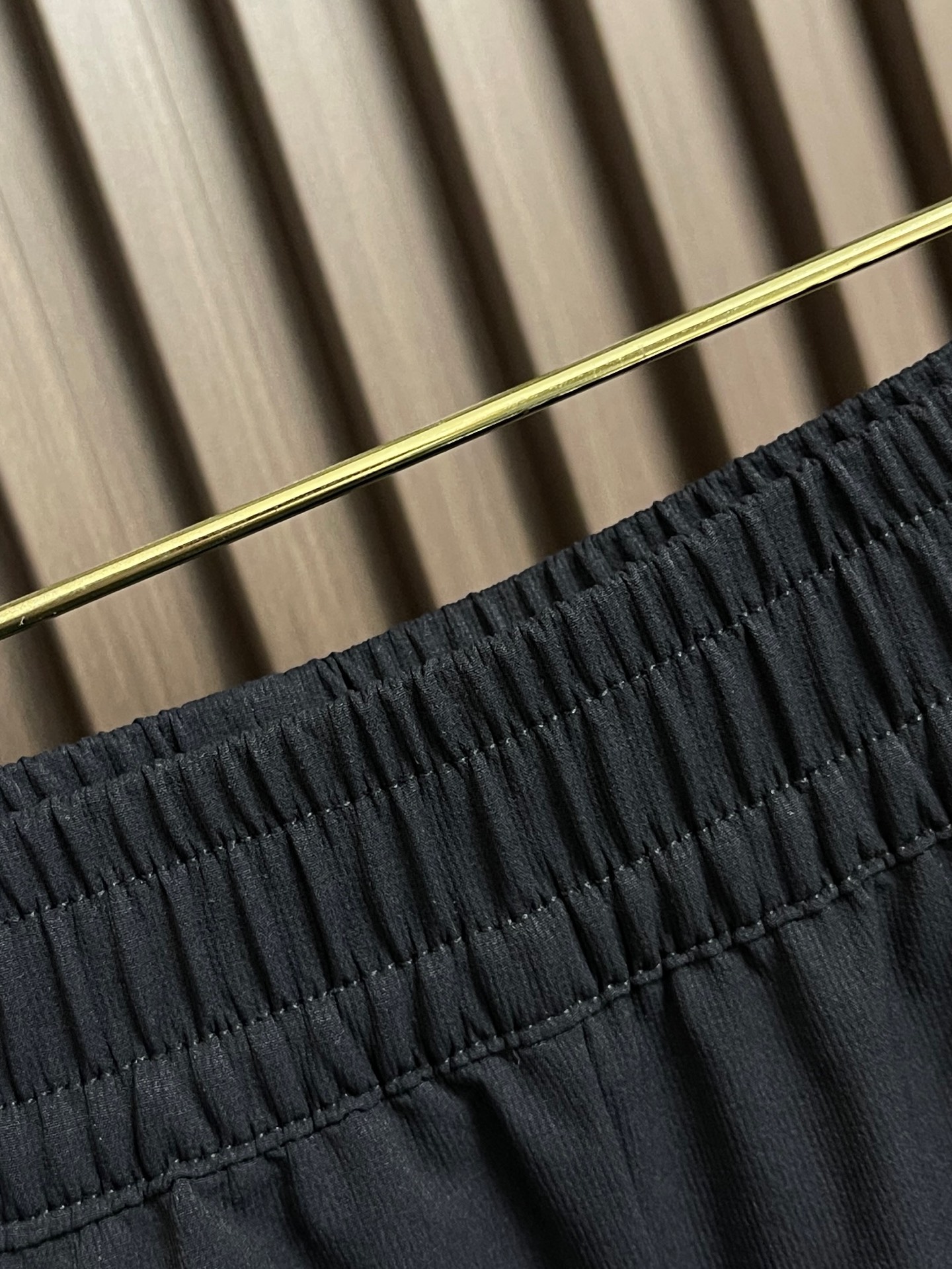 🛒🛒ARCTERYX 始祖鸟户外防风透气春夏男士软壳裤！无缝设计，高热度鸟家户外机能风3D立体修身裁剪，