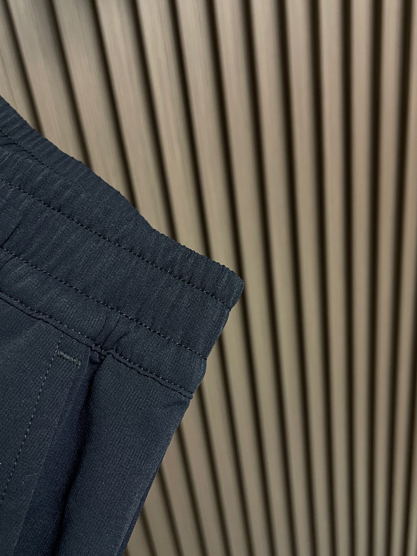 🛒🛒ARCTERYX 始祖鸟户外防风透气春夏男士软壳裤！无缝设计，高热度鸟家户外机能风3D立体修身裁剪，