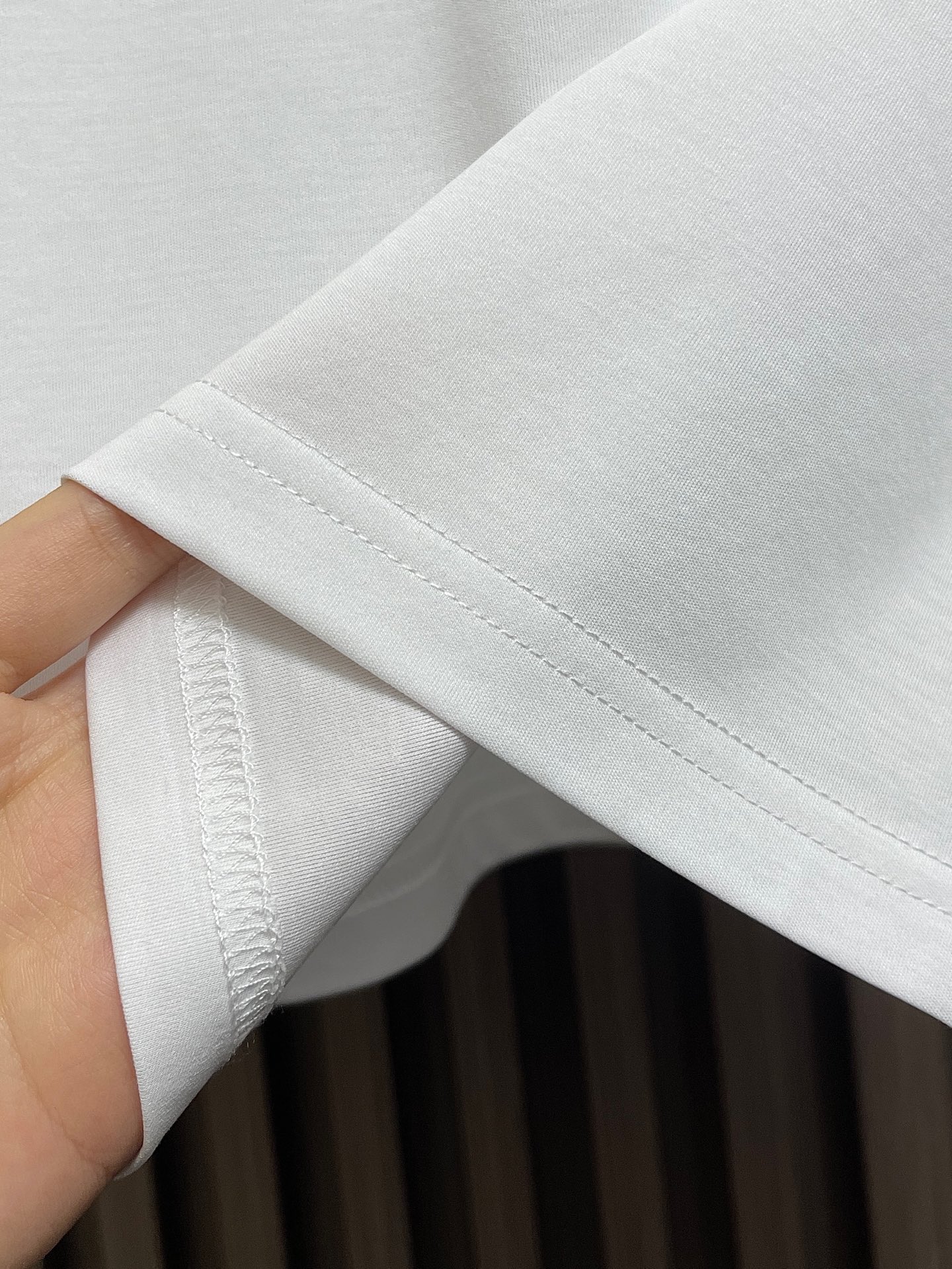 🛒🛒Brioni 布莱奥尼 天丝棉短袖t恤，高端奢华且白金级的一款经典基础款t恤衫。通体的设计完美融合意
