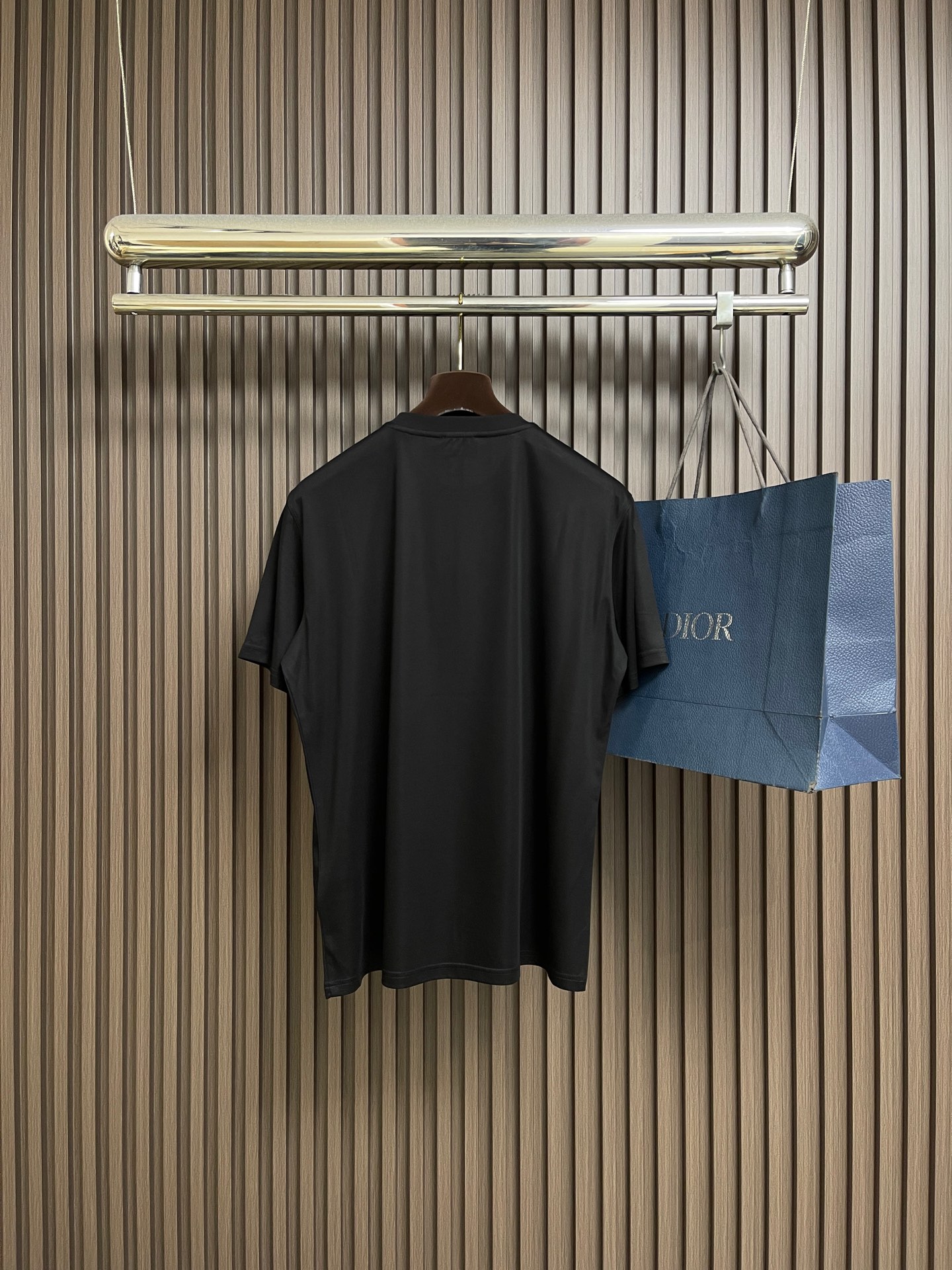🛒🛒Brioni 布莱奥尼 天丝棉短袖t恤，高端奢华且白金级的一款经典基础款t恤衫。通体的设计完美融合意
