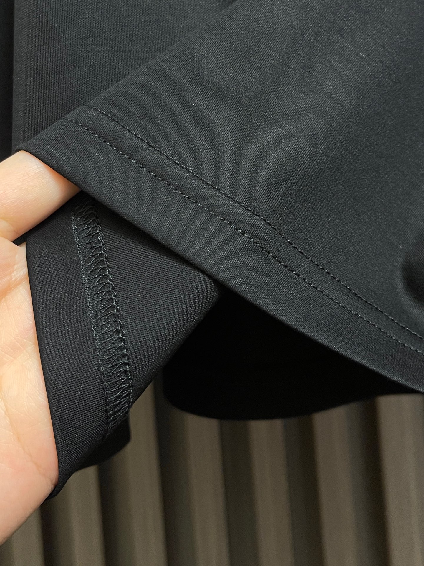 🛒🛒Brioni 布莱奥尼 天丝棉短袖t恤，高端奢华且白金级的一款经典基础款t恤衫。通体的设计完美融合意