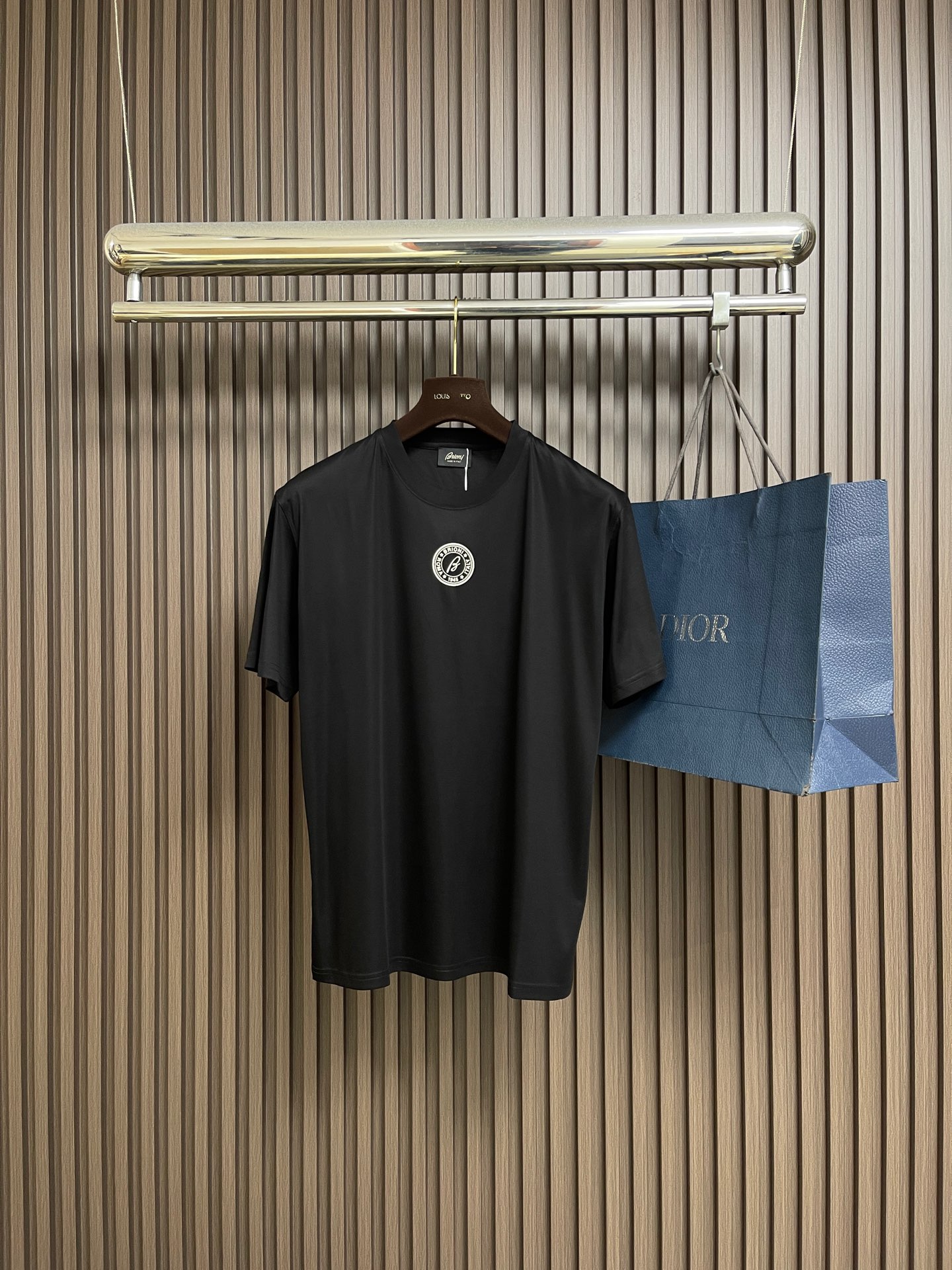 🛒🛒Brioni 布莱奥尼 天丝棉短袖t恤，高端奢华且白金级的一款经典基础款t恤衫。通体的设计完美融合意