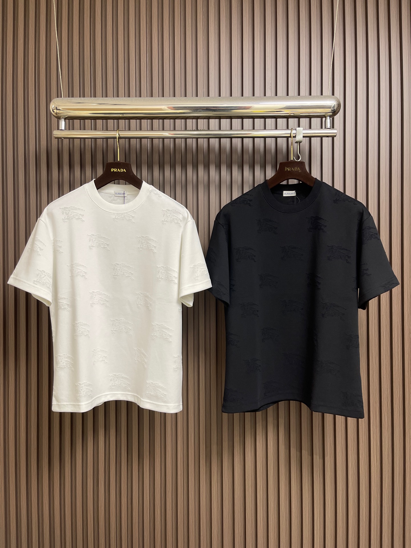 🛒🛒Burberry 2026ss新款战马提花短袖T恤，定织活性双纱纯棉面料！采用32s双纱面料，230
