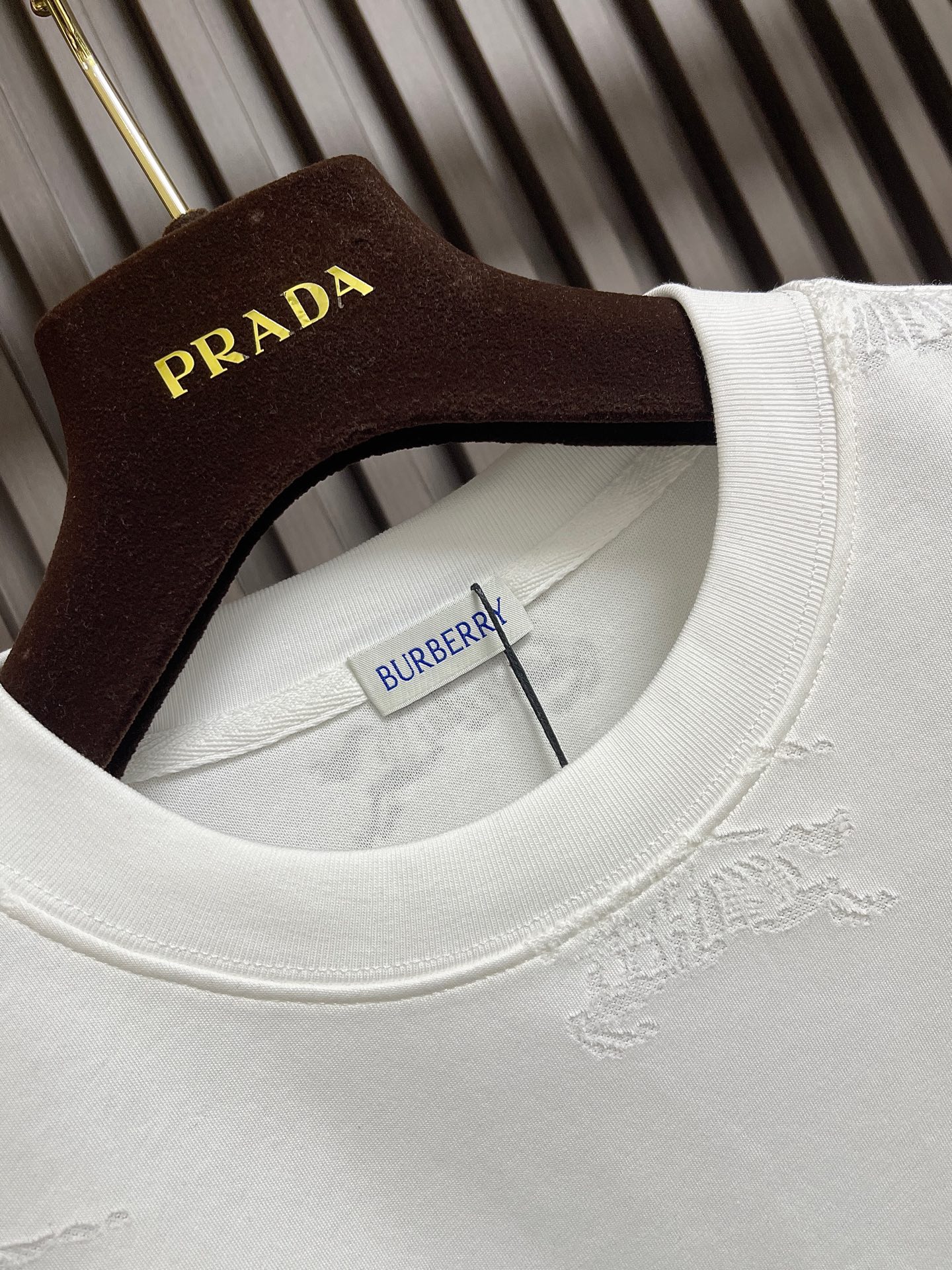 🛒🛒Burberry 2026ss新款战马提花短袖T恤，定织活性双纱纯棉面料！采用32s双纱面料，230