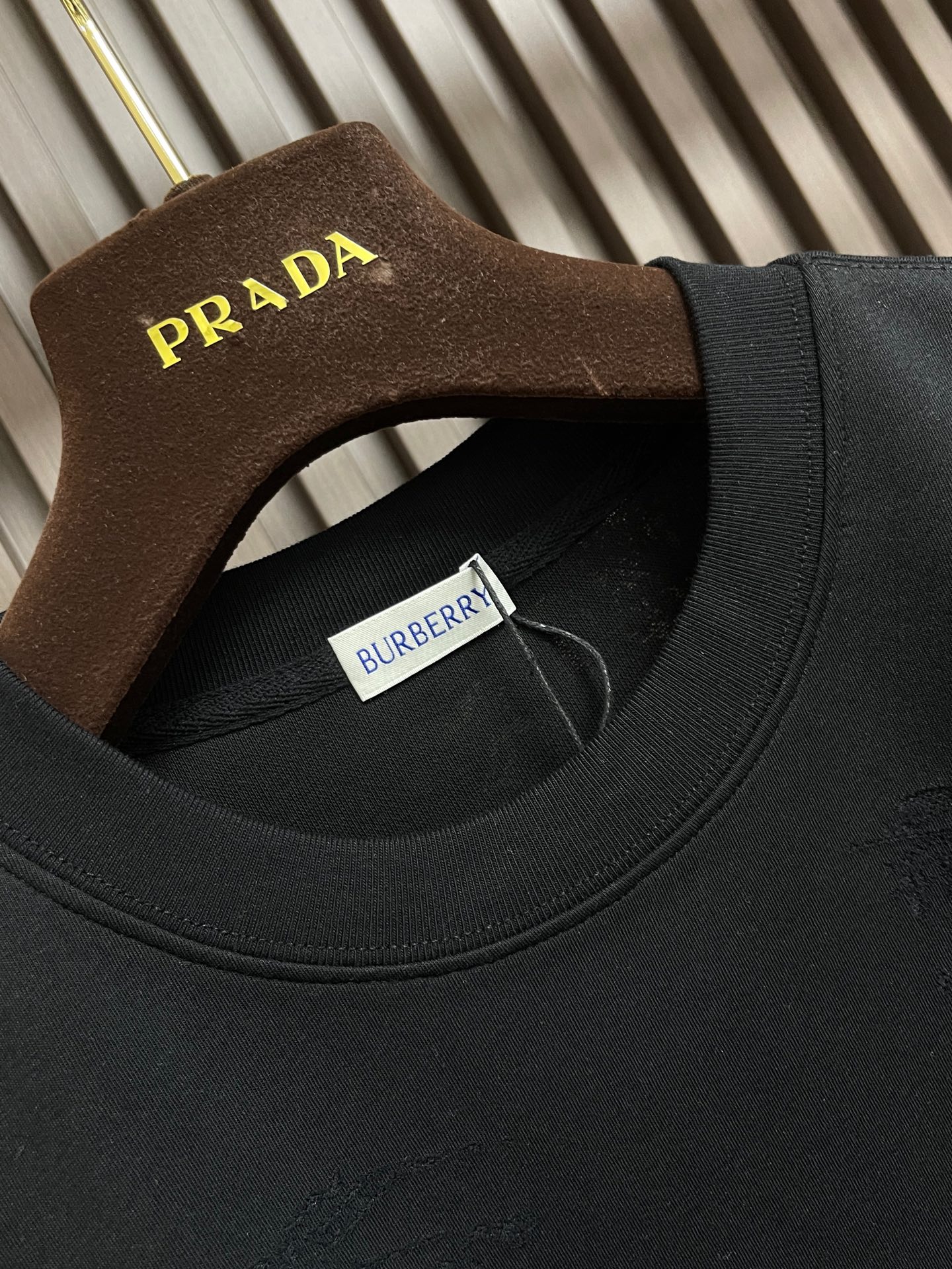 🛒🛒Burberry 2026ss新款战马提花短袖T恤，定织活性双纱纯棉面料！采用32s双纱面料，230