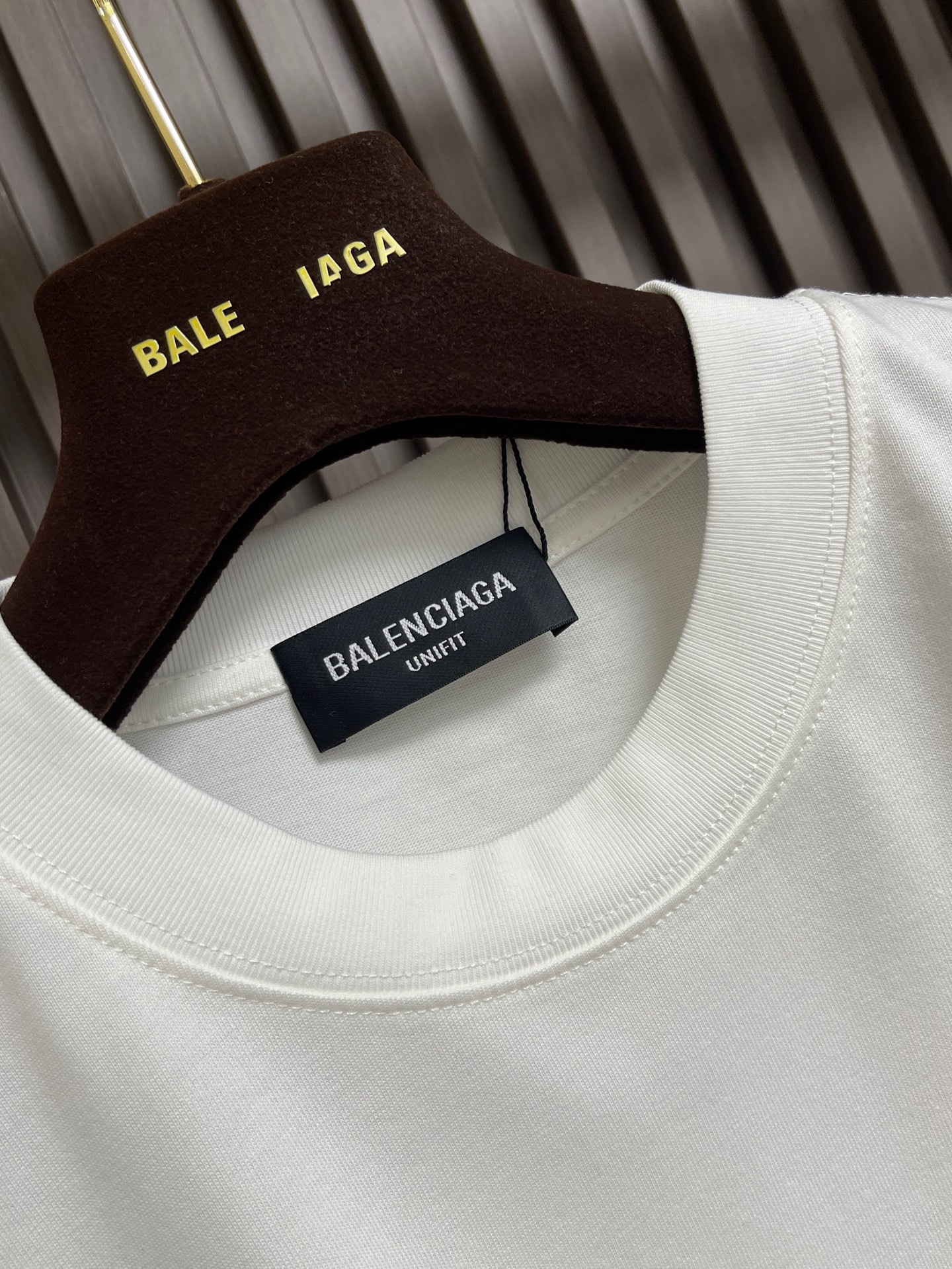 🛒🛒Balenciaga 涂鸦字母logo短袖T恤 独具时尚创意的涂鸦图案 休闲宽松版型 适合各种身材 