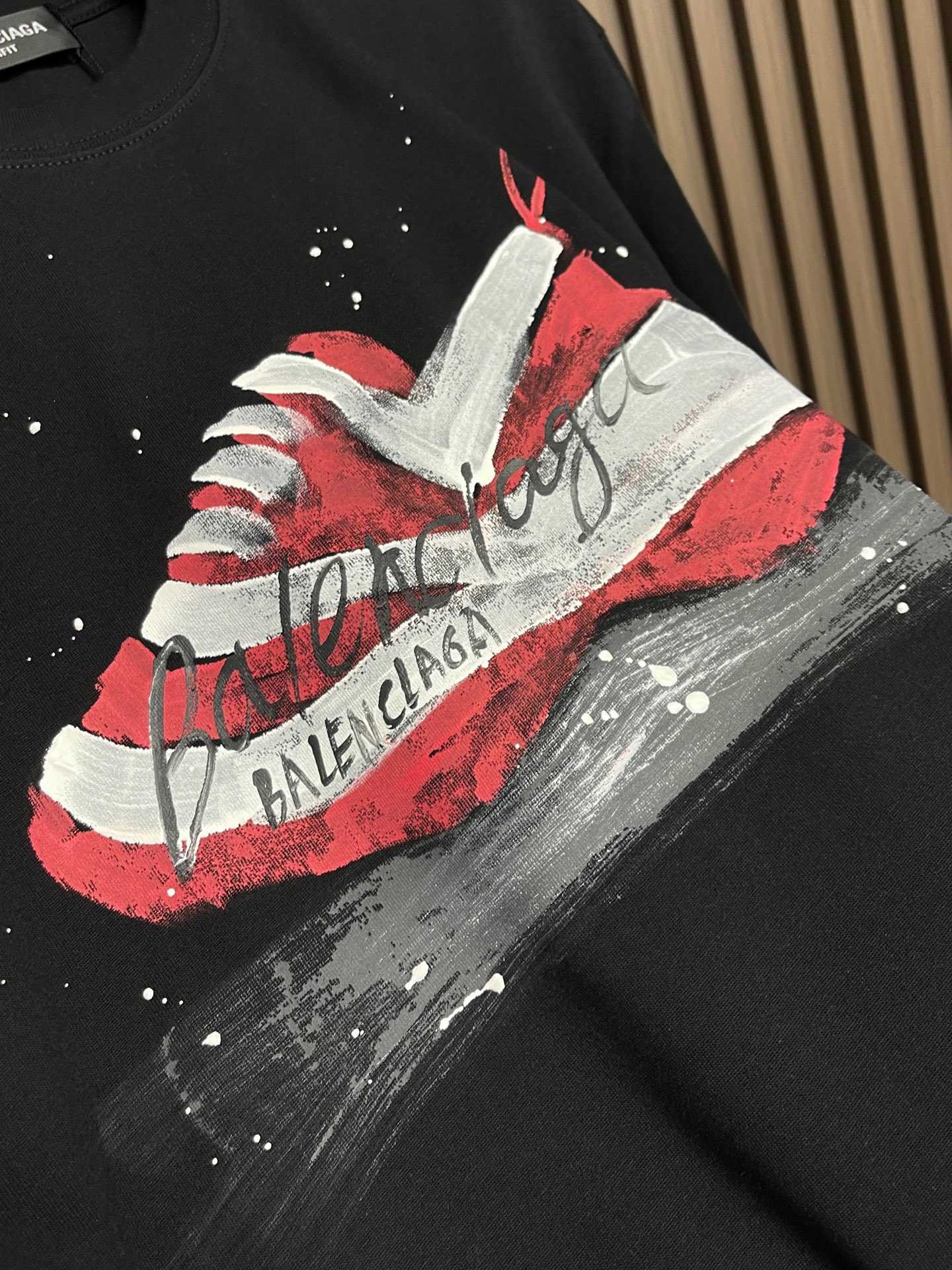 🛒🛒Balenciaga 涂鸦字母logo短袖T恤 独具时尚创意的涂鸦图案 休闲宽松版型 适合各种身材 