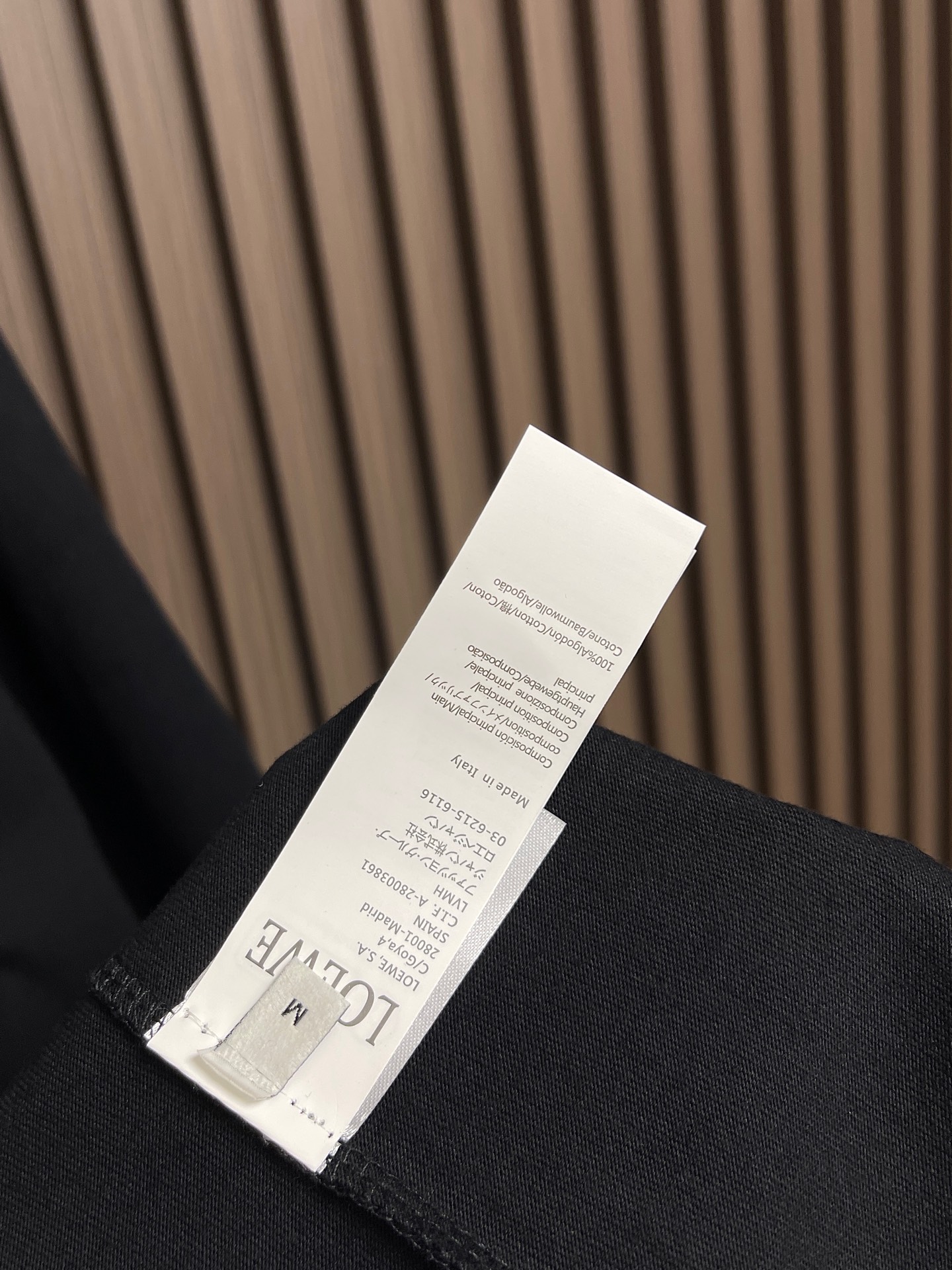 🛒🛒LOEWE 胸口刺绣标识短袖T恤，采用20支平纹优棉，螺纹采用1*1索罗娜螺纹，绣花采用立体刺绣 哑