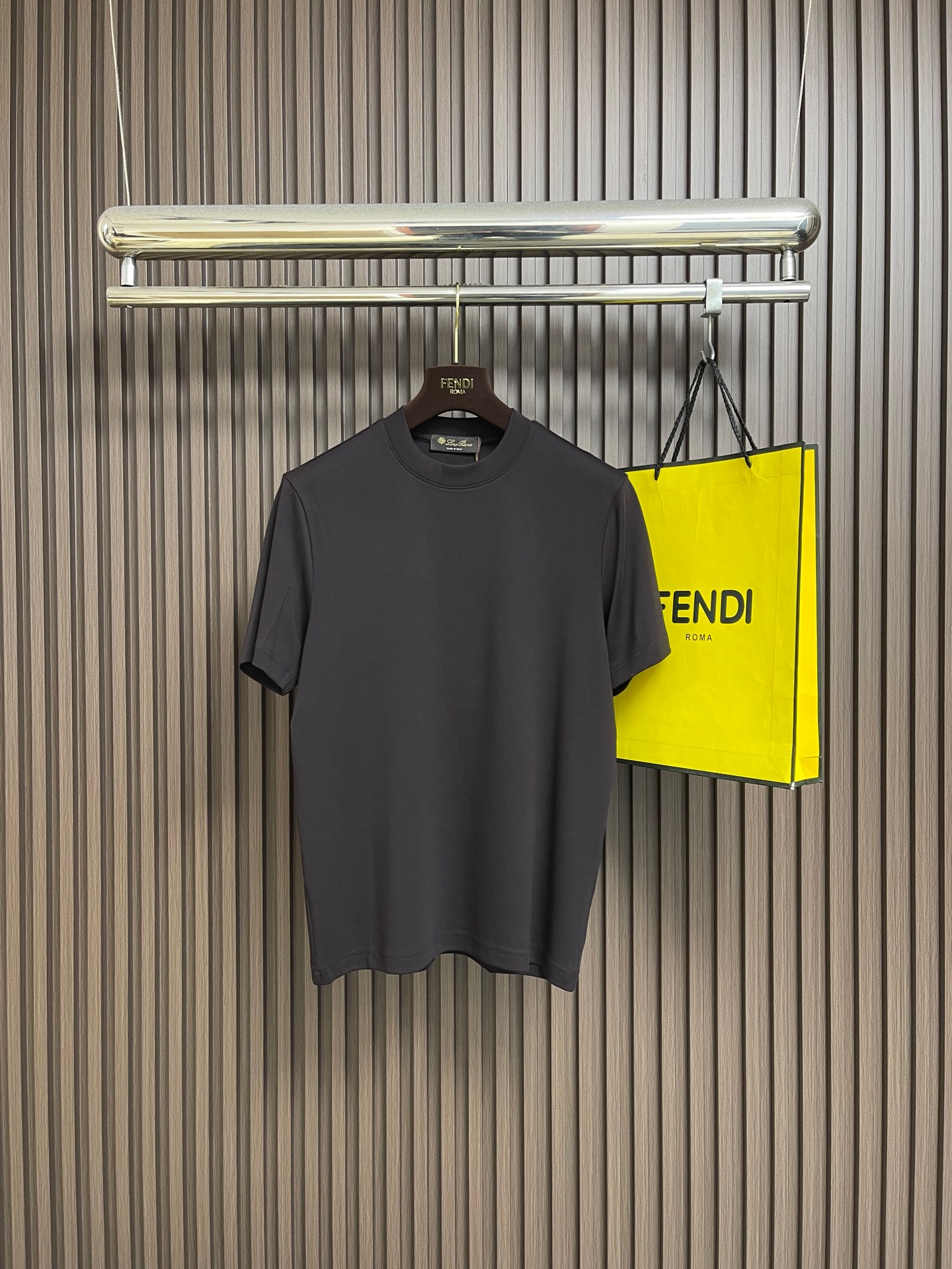 🛒🛒Loro piana Loro Piana 2026ss新款纯色圆领短袖T恤， 百搭款式 任何人都可
