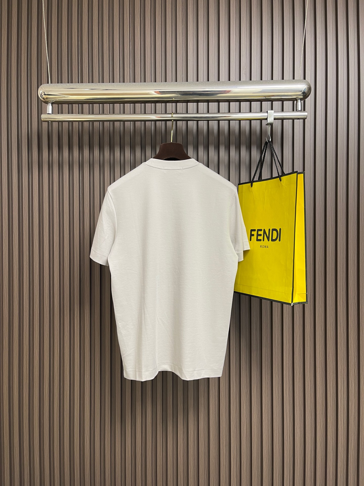 🛒🛒Loro piana Loro Piana 2026ss新款胶印标识纯色圆领短袖T恤， 百搭款式 任