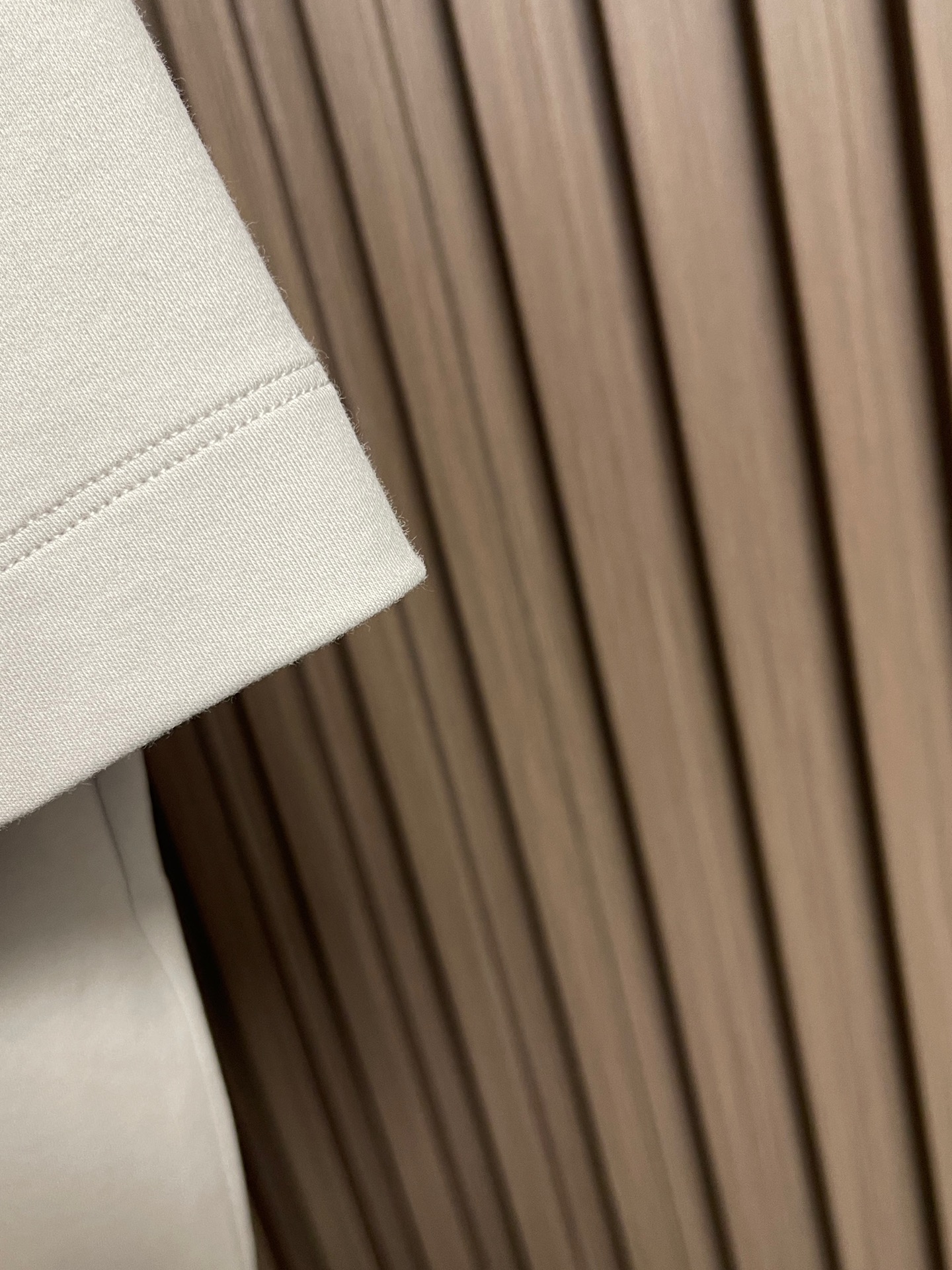 🛒🛒Loro piana Loro Piana 2026ss新款胶印标识纯色圆领短袖T恤， 百搭款式 任