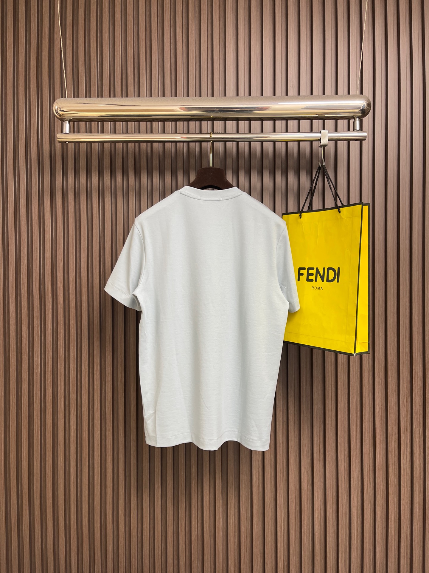 🛒🛒Loro piana Loro Piana 2026ss新款胶印标识纯色圆领短袖T恤， 百搭款式 任