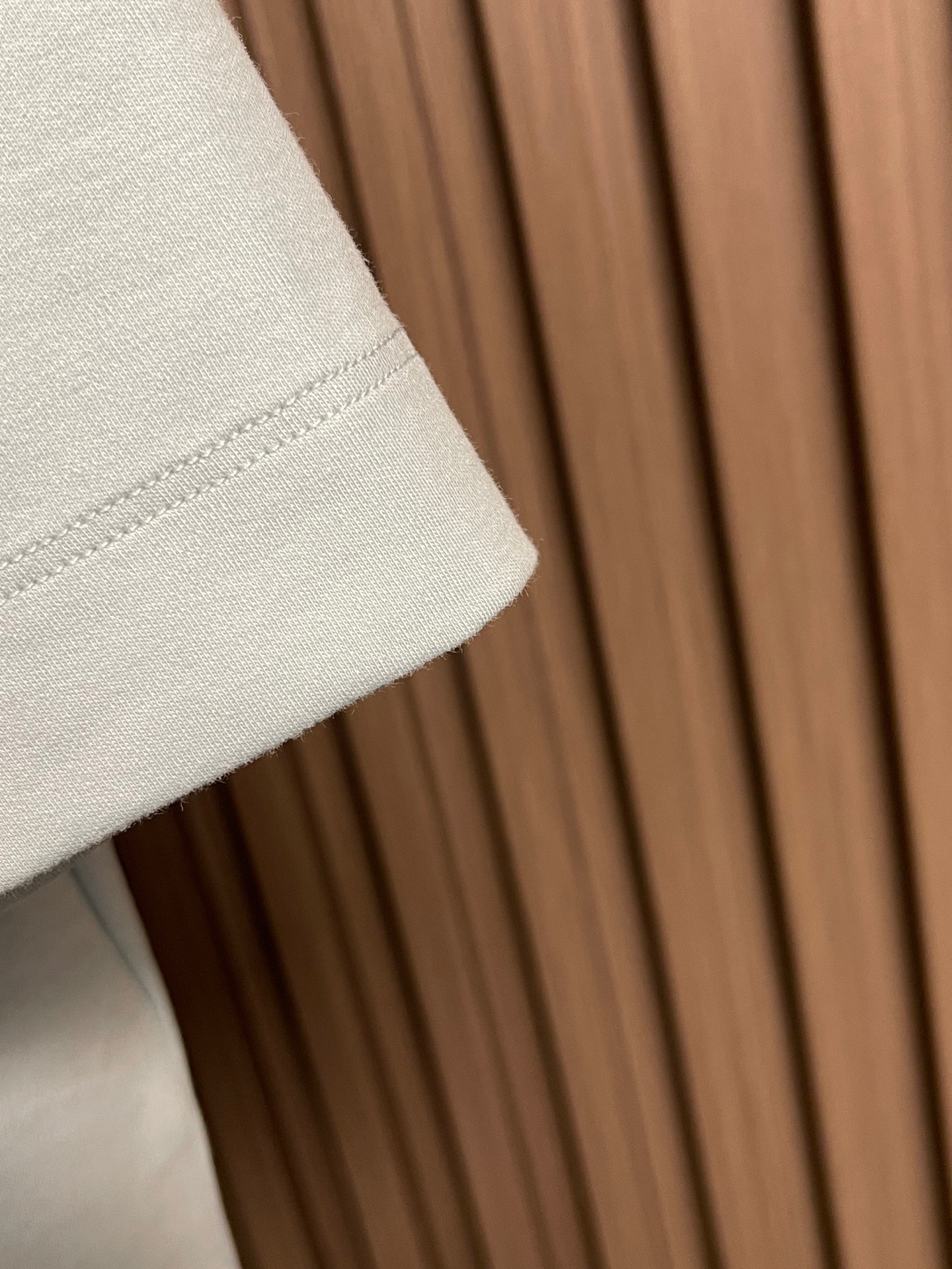 🛒🛒Loro piana Loro Piana 2026ss新款胶印标识纯色圆领短袖T恤， 百搭款式 任
