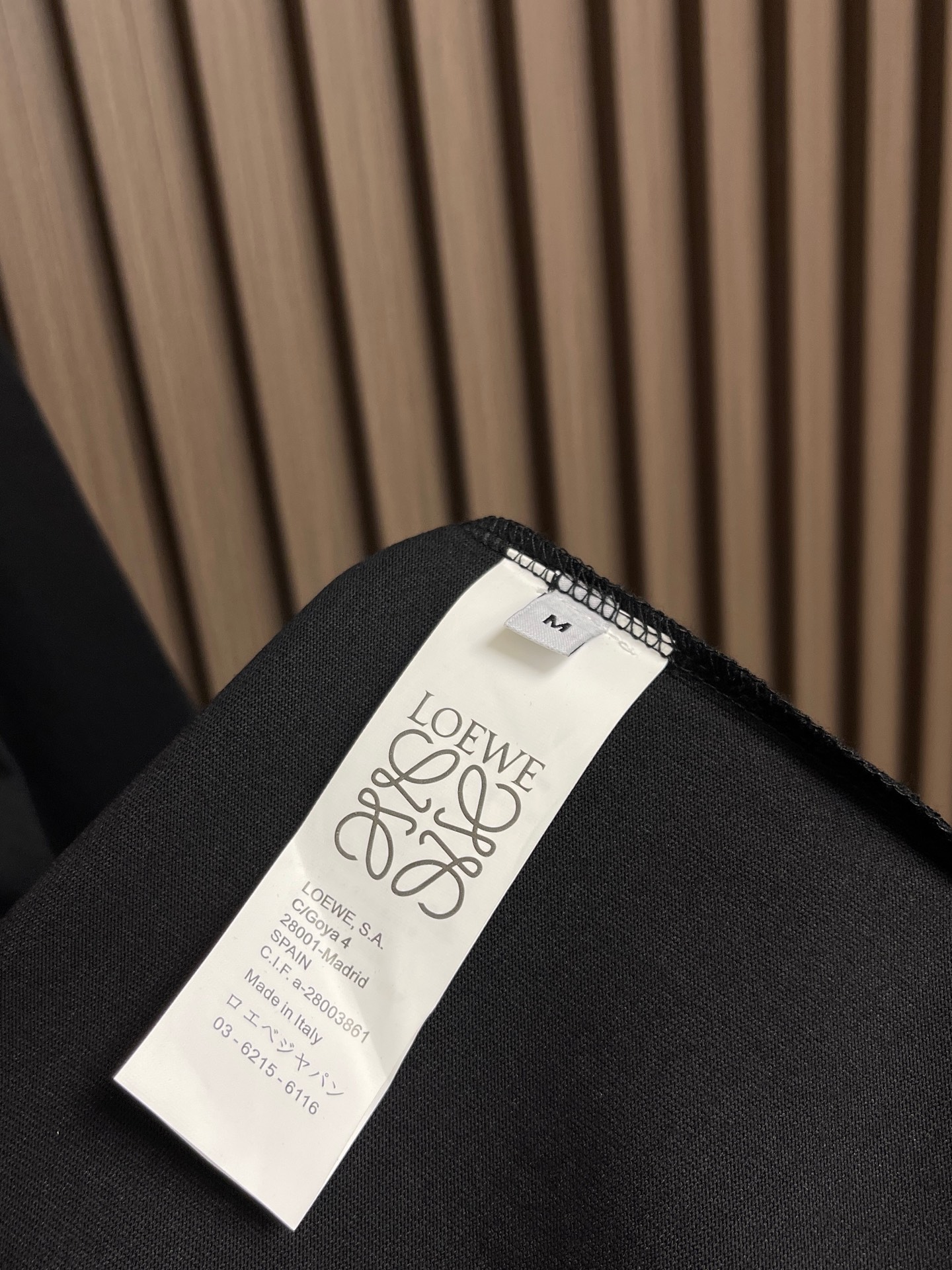 🛒🛒Loewe 徽标撞色胶印logo短袖T恤，简约清新风格，彰显出高品格的气质，采用260g精梳棉面料，