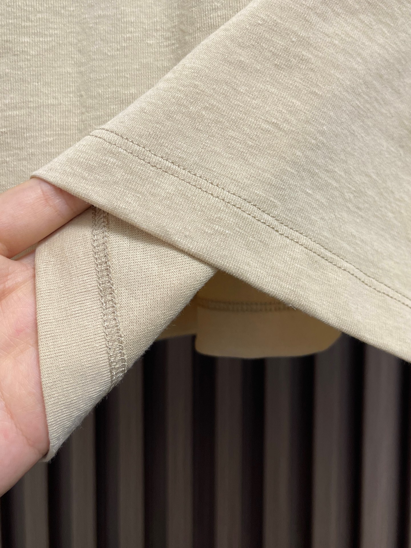 🛒🛒Loro piana LoroPiana 2026ss早春新款短袖T恤打底衫，全品相！采用胸前log