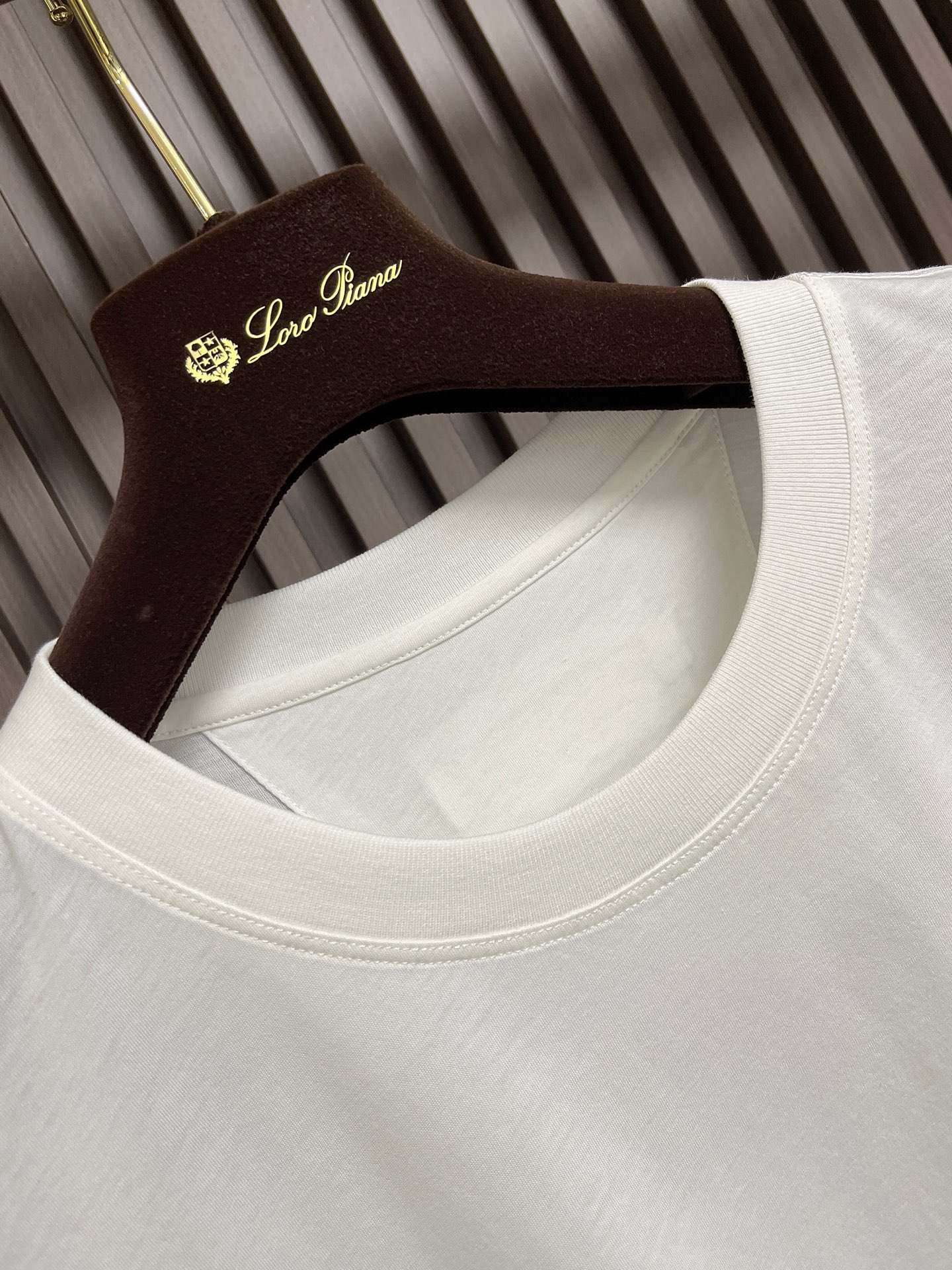 🛒🛒Zegna 杰尼亚2026ss新款圆领短袖T恤，定制新疆长绒棉面料，后背logo标识 高弹面料、久穿