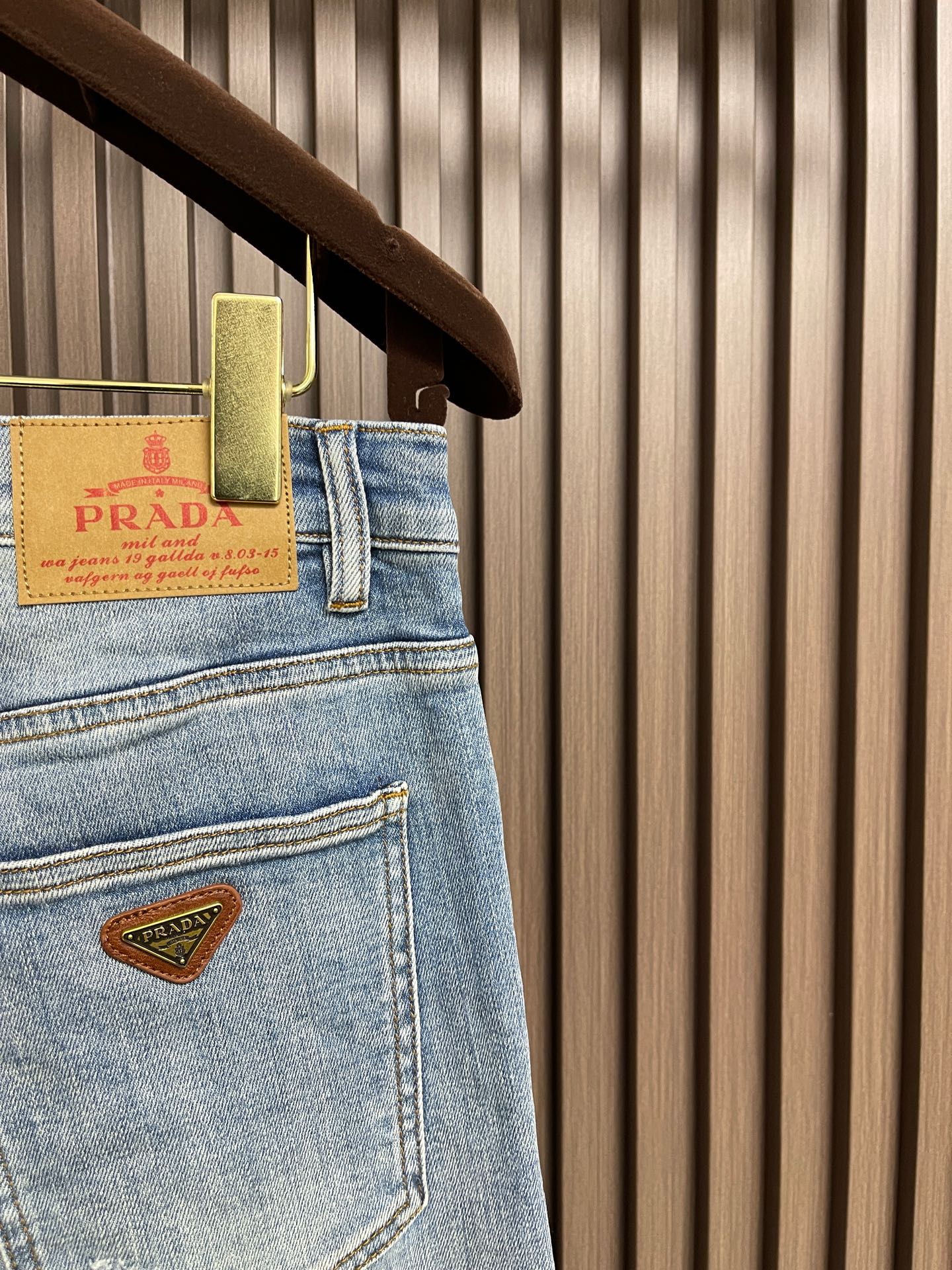 🛒🛒Prada 三角标识牛仔裤 定制复刻 客供五金辅料 原单品质 进口牛仔面料重工洗水 做工走线精细 上