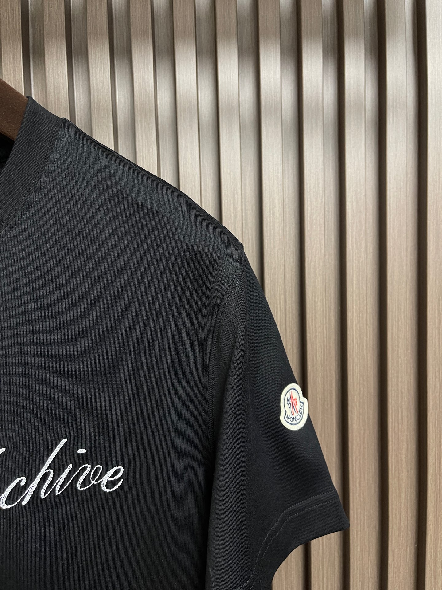 🛒🛒Moncler 2026SS春夏新品字母植绒印花标识短袖T恤，正面