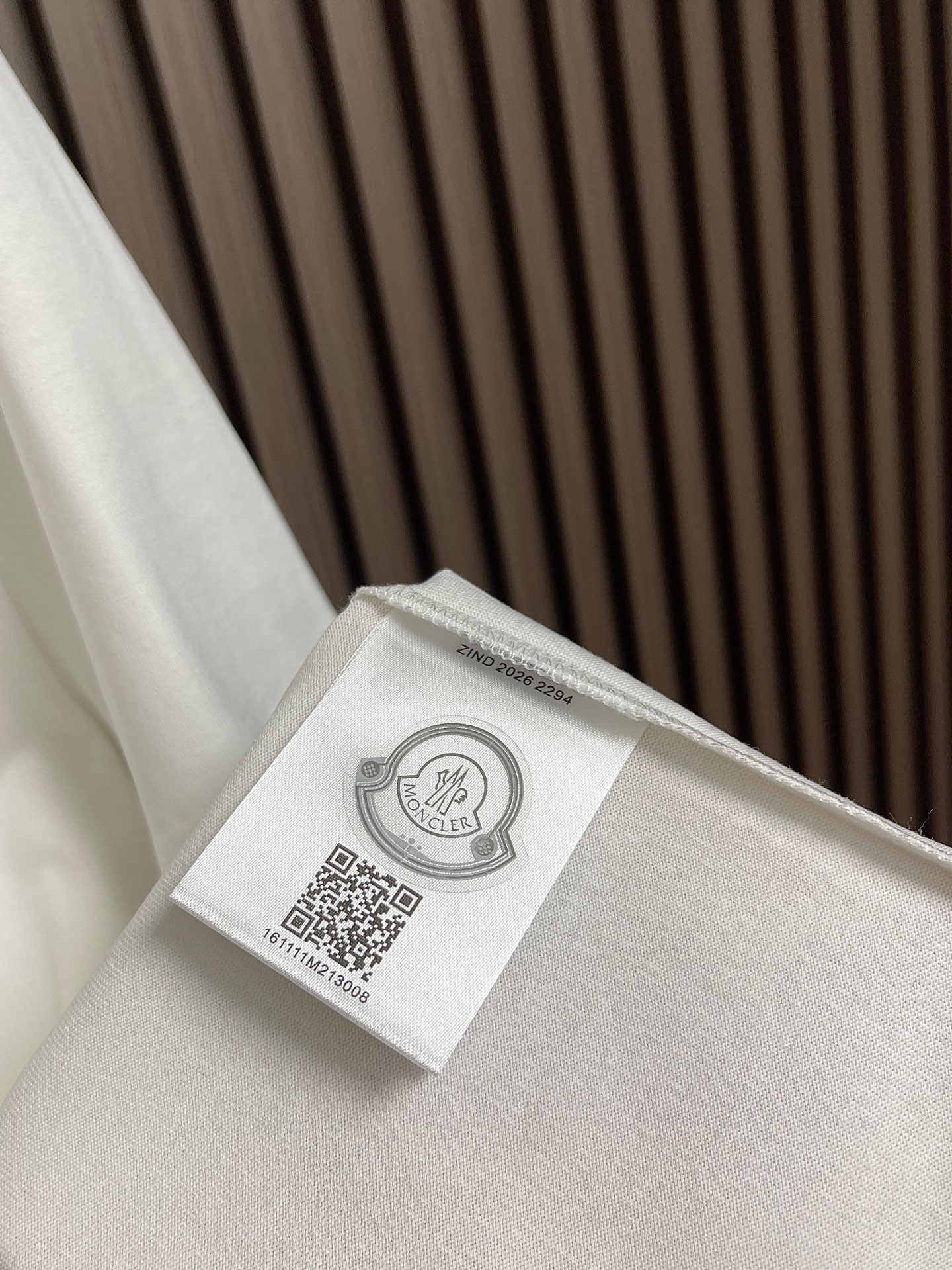 🛒🛒Moncler 2026SS早春新品短袖T恤，经典徽标短袖T恤。精选280g 高支精梳棉混纺面料，亲