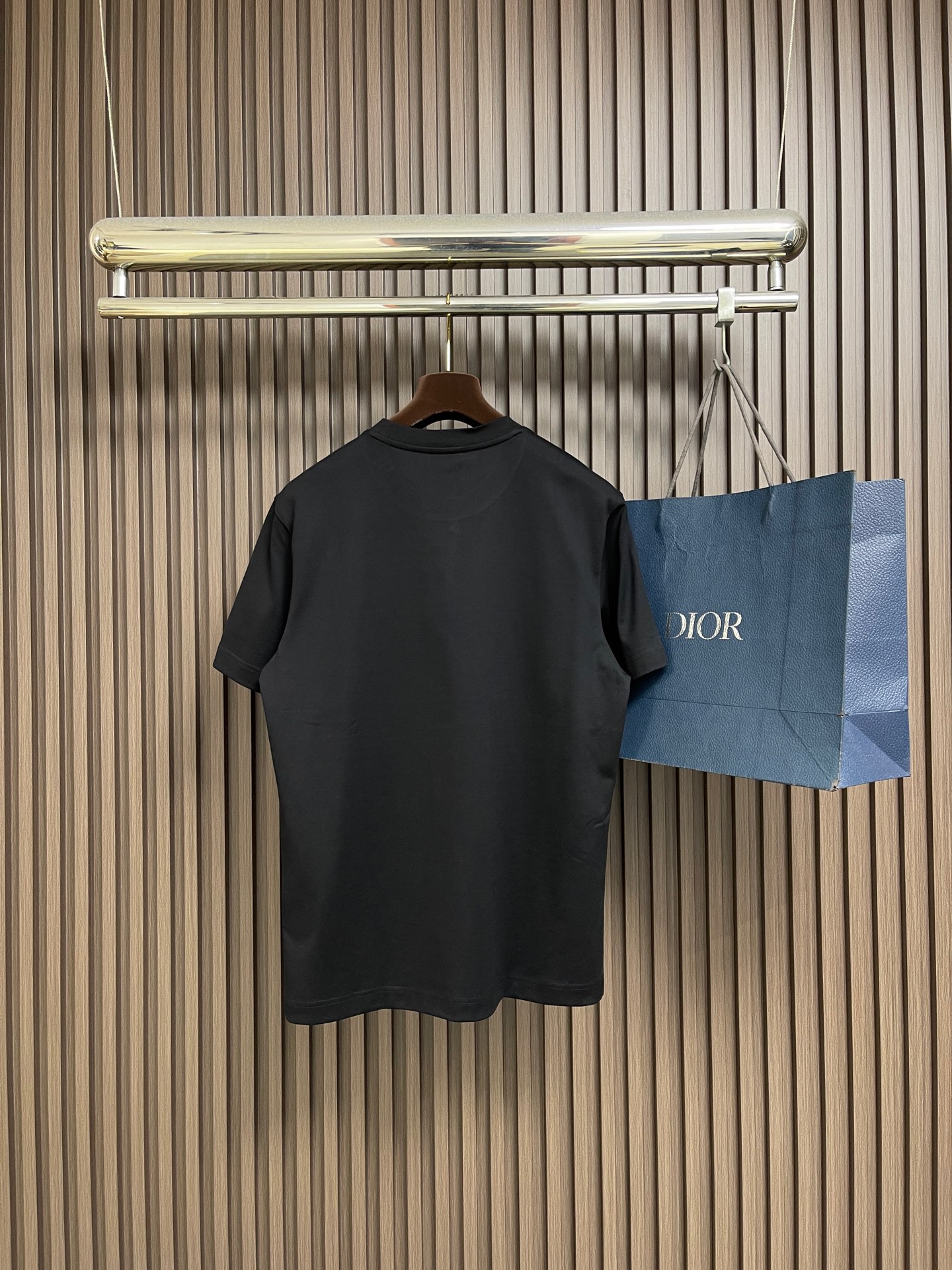 🛒🛒Moncler 2026SS早春新品短袖T恤，经典徽标短袖T恤。精选280g 高支精梳棉混纺面料，亲