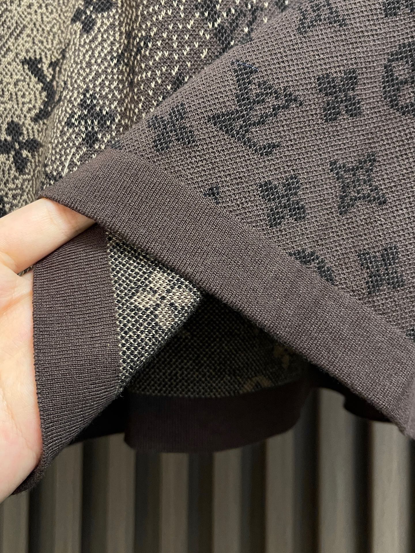 🛒🛒LV 2026SS Monogram提花圆领罗纹衣领短袖T恤，印度的炽热阳光与传统染色工艺奠定202