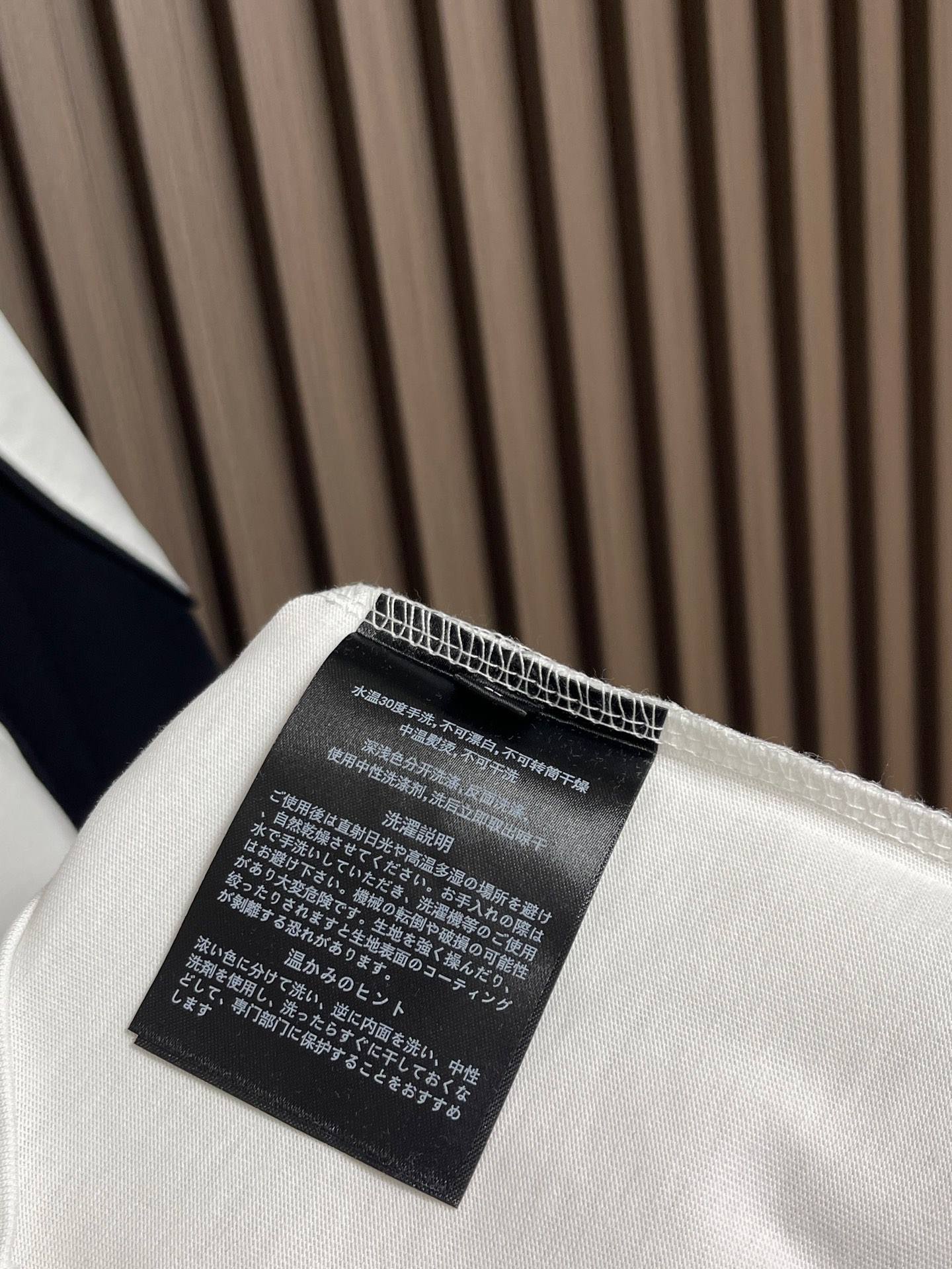 🛒🛒Y3 2026SS早春新款机能风黑白拼接款阔版短袖T恤，版型设计上身腔调十足，裁剪工艺走线工整！无论
