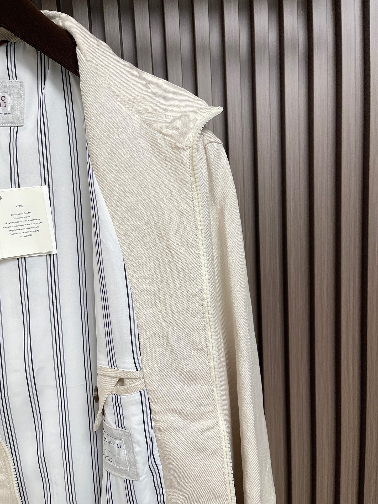 🛒🛒BrunelloCucinelli布鲁内洛·库奇内利 BC 长袖立领夹克外套，臻选高端弹力纯棉面料，