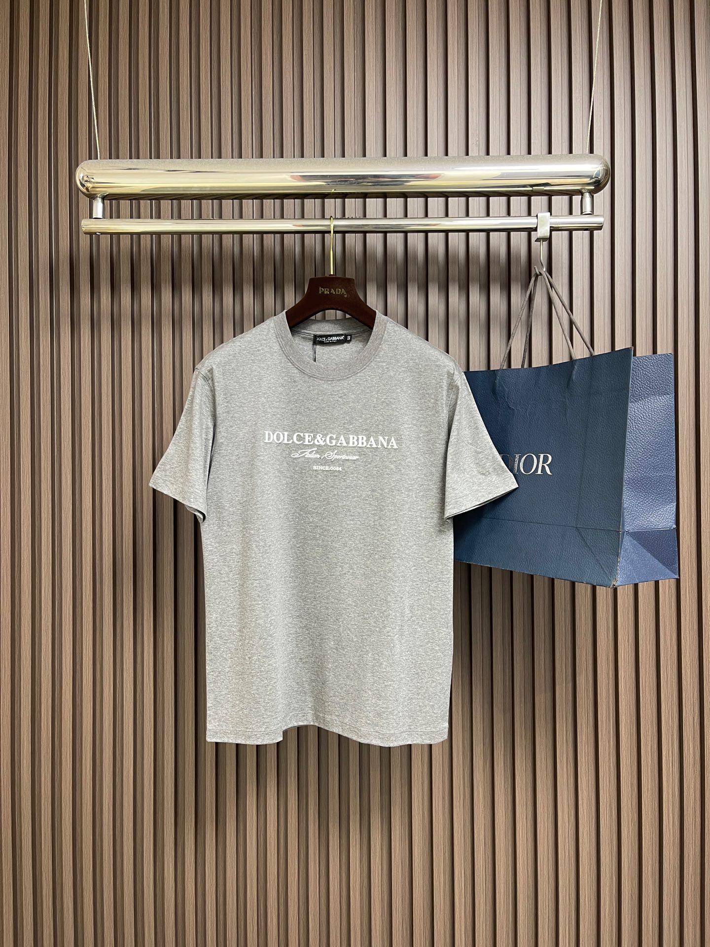 🛒🛒Dolce Gabbana DG 2026ss夏季新款基础丝光棉圆领短袖T恤，字母仔章休闲圆领短袖t
