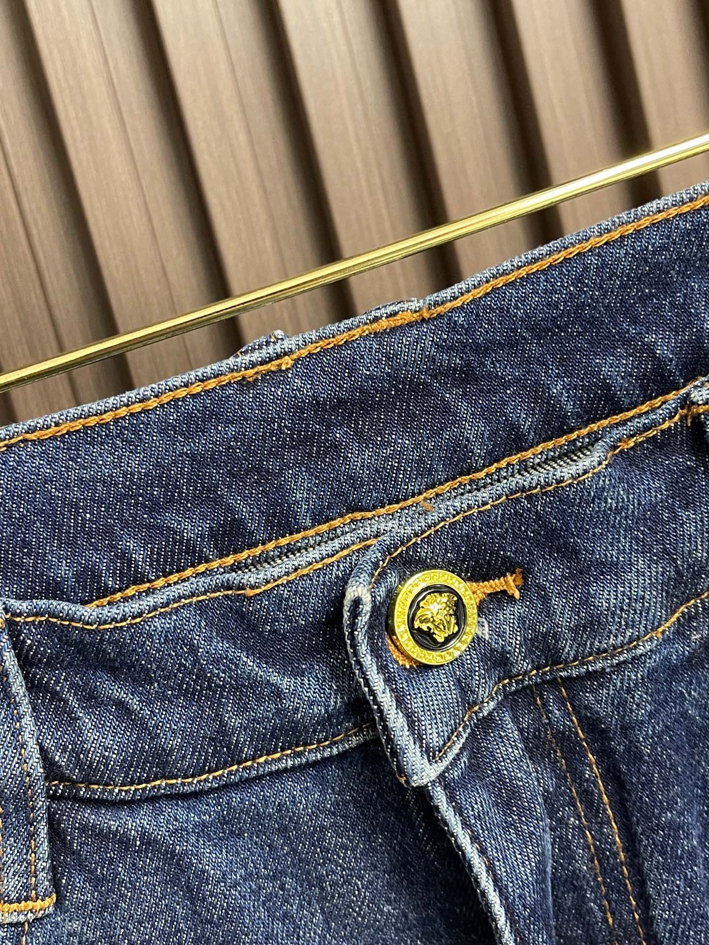 🛒🛒Versace 2026SS早春新款水洗牛仔裤 原版定制复刻 后袋 标识印花，原单品质 进口牛仔面料