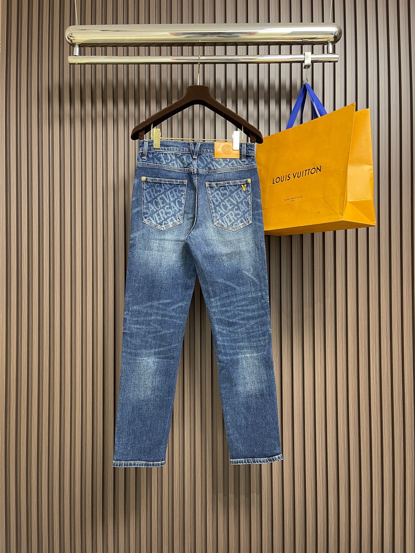 🛒🛒Versace 2026SS早春新款水洗牛仔裤 原版定制复刻 后袋 标识印花，原单品质 进口牛仔面料