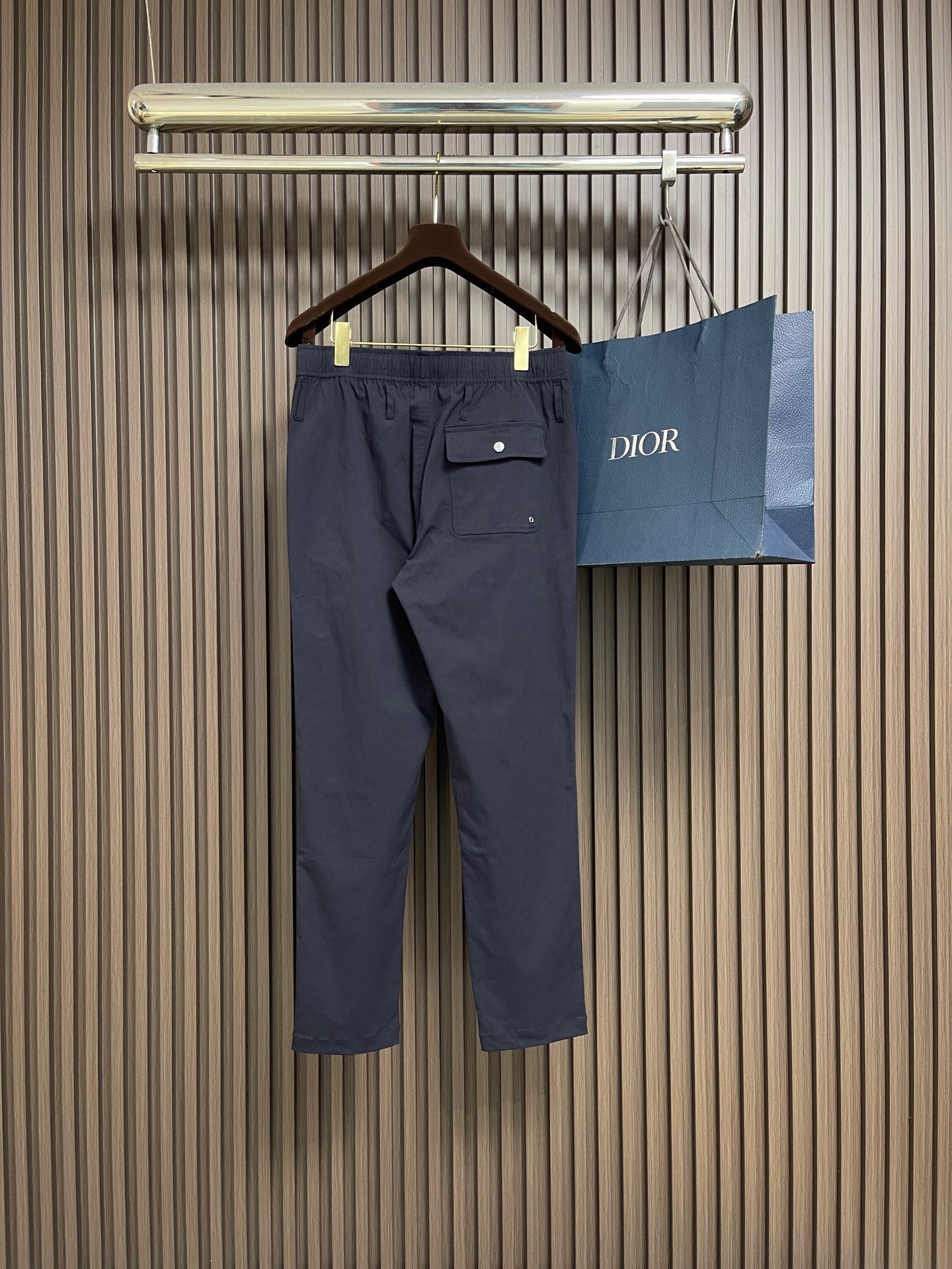 🛒🛒Prada 2026ss运动休闲裤，面料舒适透气，双侧插口袋设计！一款日常穿着，兼备多功能休闲裤走了
