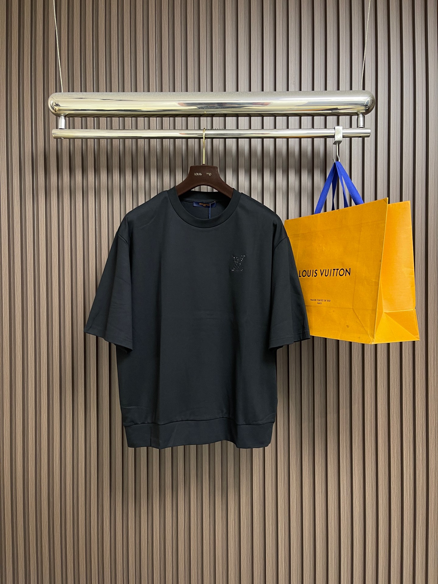 Alternative view of T-Shirt 13635