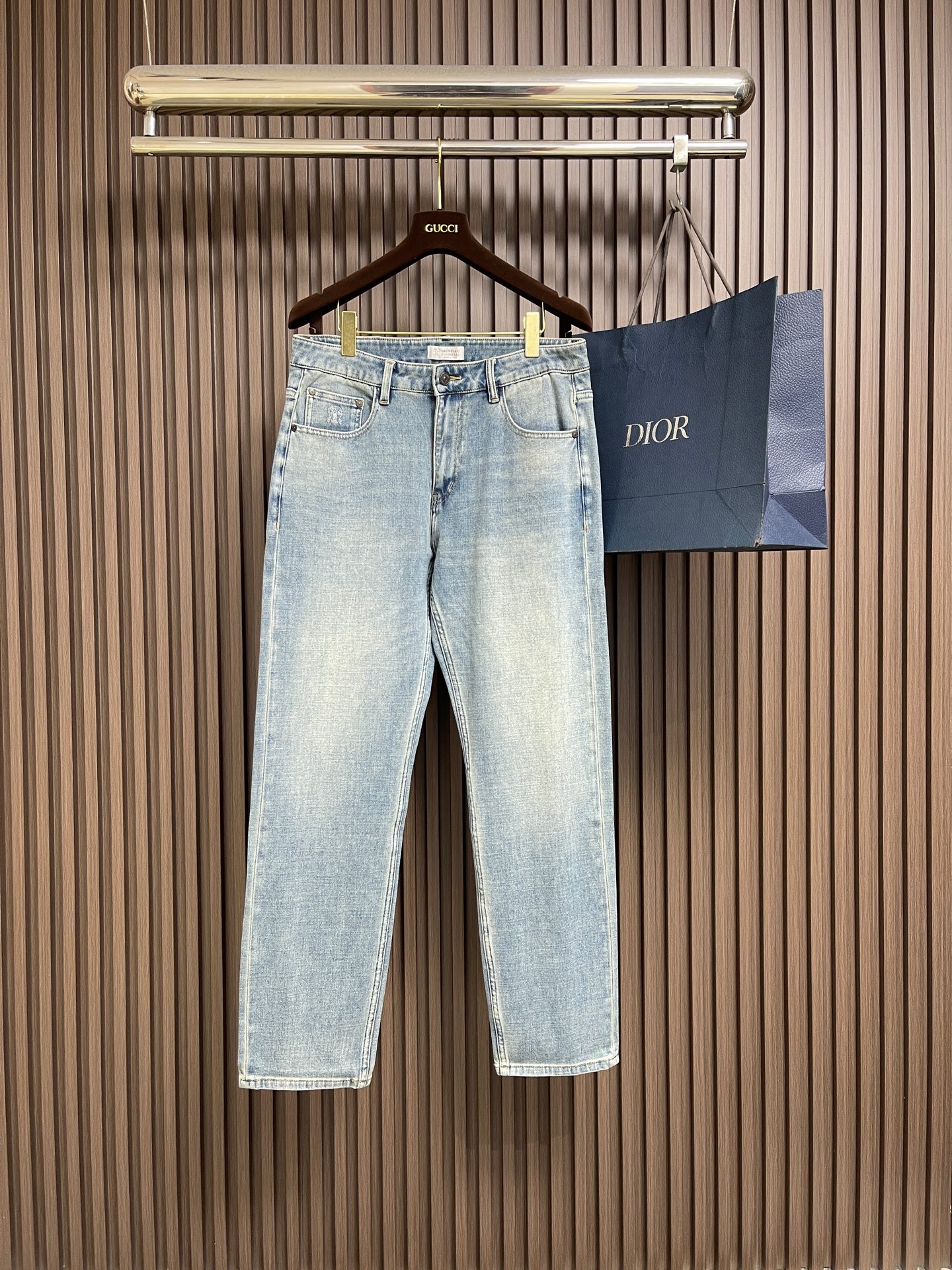NO:759517,BrunelloCucinelli BC men's casual jeans, 2026SS early spring new style, perfectly hemmed inside, customized original hardware, exquisite leather label on the back, imported denim fabrics supplied by customers, wide version, versatile upper body. Size 29.30.31.32.33.34.36 No 35,, brunello cucinelli,jeans,19860909BrunelloCucinelli BC 男士休闲牛仔裤,2026SS早春新款,内里完美包边,定制原版五金,背面精美皮牌,客供进口牛仔面料,版型挺阔 上身百搭.尺码29.30.31.32.33.34.36 无35,,brunello cucinelli,jeans,,Men's clothing
