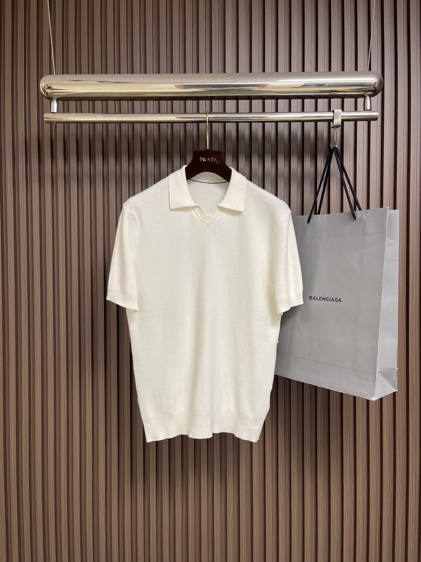 NO:847345,BC 2026ss summer new style knitted lapel short-sleeved polo, old money style short-sleeved pullover POLO knitting, customized linen and cotton blended wool, woven with imported loom (7 needles), customized wool, wool enzyme washing, size 48-54, 48 yards, chest 100, shoulder width 45, length 67, 50 yards, chest 104, shoulder width 46, length 68, size 52, chest 108, shoulder width 47, length 69  Size 54, bust 112, shoulder width 48, length 70, T-shirt,19860909BC 2026ss夏季新款针织翻领短袖polo,老钱风短袖套头POLO针织,定制麻棉混纺毛料,采用进口织机（7针）编织,定制毛料,毛料酵洗 尺码48-54 48码胸围100肩宽45衣长67 50码胸围104肩宽46衣长68 52码胸围108肩宽47衣长69 54码胸围112 肩宽48 衣长70,,T-shirt,,Men's clothing