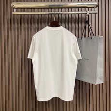 🛒🛒Loro piana LoroPiana 2026SS夏季新品仔章logo圆领短袖T恤,帅气时尚,胸 🛒🛒Loro piana LoroPiana 2026SS夏季新品仔章logo圆领短袖T恤,帅气时尚,胸
