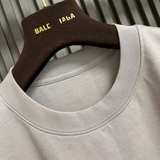 🛒🛒Loro piana LoroPiana 2026SS夏季新品仔章logo圆领短袖T恤,帅气时尚,胸 🛒🛒Loro piana LoroPiana 2026SS夏季新品仔章logo圆领短袖T恤,帅气时尚,胸