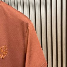 🛒🛒Loro piana LoroPiana 2026SS夏季新品仔章logo圆领短袖T恤,帅气时尚,胸 🛒🛒Loro piana LoroPiana 2026SS夏季新品仔章logo圆领短袖T恤,帅气时尚,胸