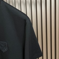 🛒🛒Loro piana LoroPiana 2026SS夏季新品仔章logo圆领短袖T恤,帅气时尚,胸 🛒🛒Loro piana LoroPiana 2026SS夏季新品仔章logo圆领短袖T恤,帅气时尚,胸