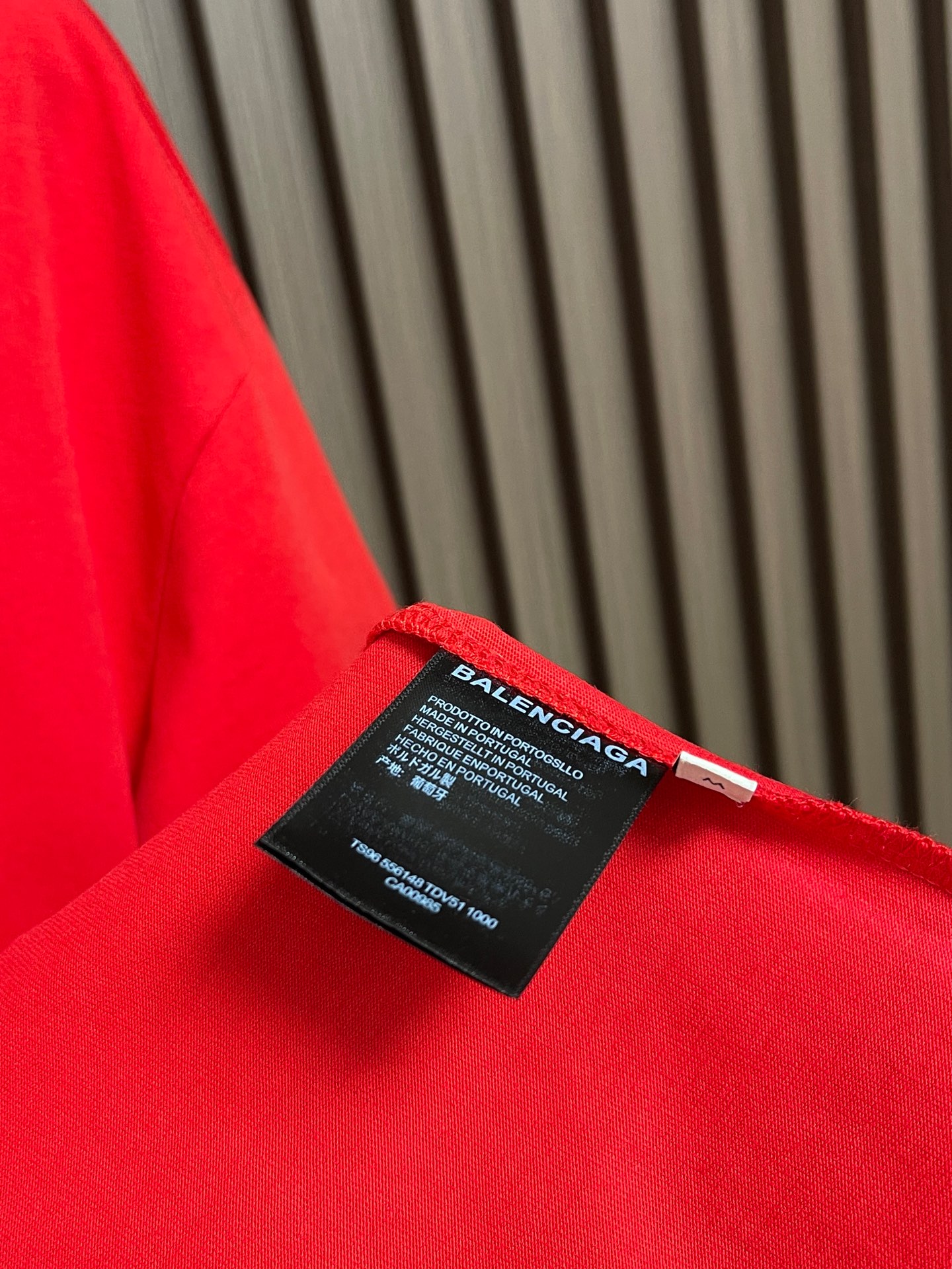 🛒🛒Balenciaga 2026ss夏季新款 巴黎世家＆安德玛联名印花洗水短袖T恤，简约却透着不羁，胸