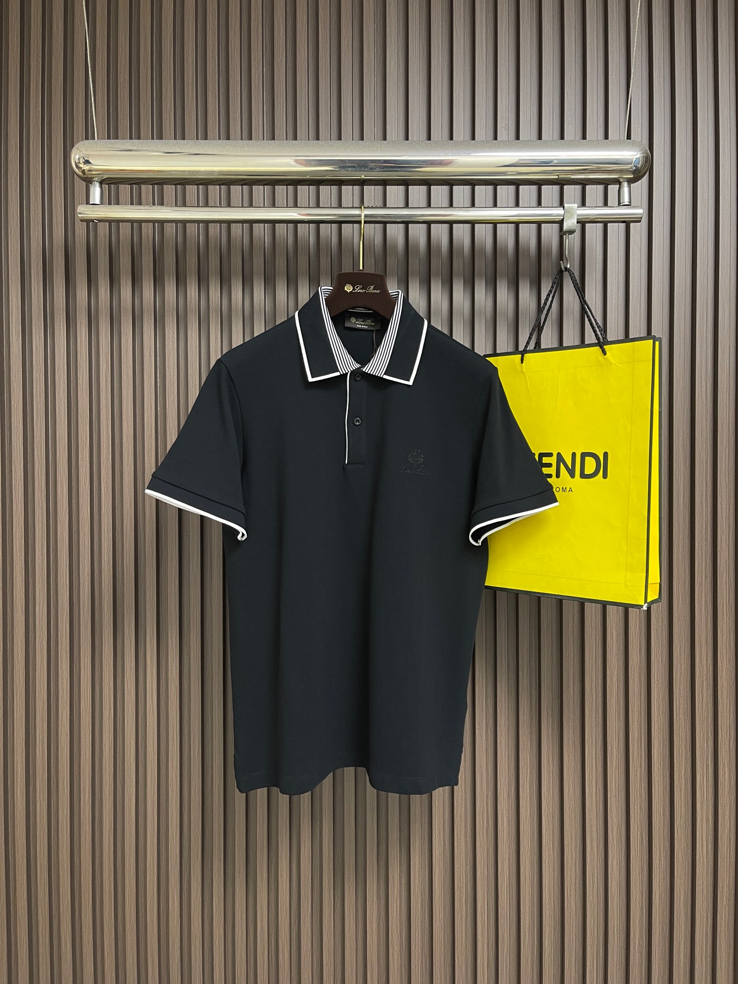 🛒🛒Loro piana LoroPiana 2026ss春夏老钱新贵推荐！商务通勤翻领半拉链短袖POL