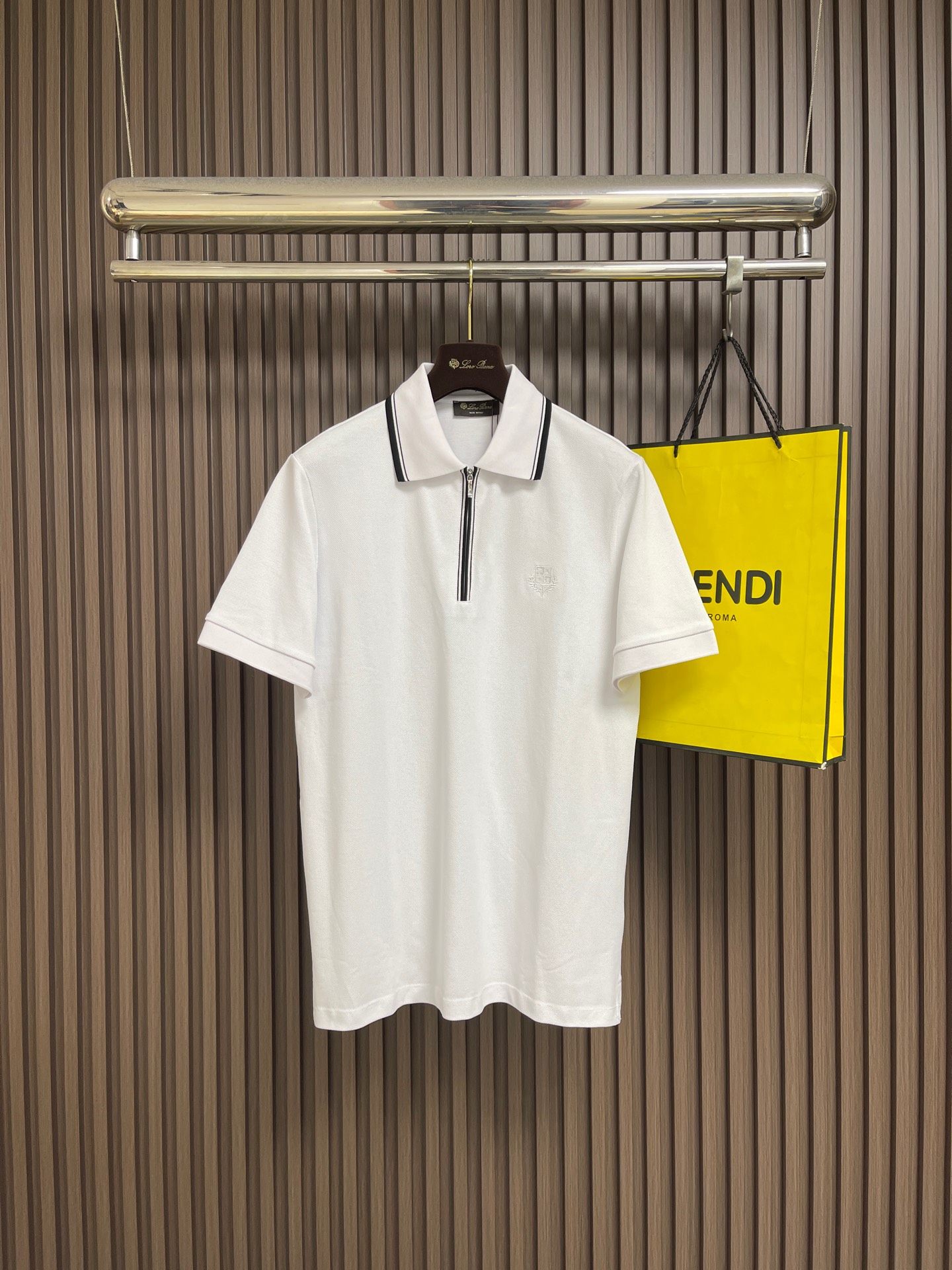 🛒🛒Loro piana LoroPiana 2026ss春夏老钱新贵推荐！商务通勤翻领半拉链短袖POL