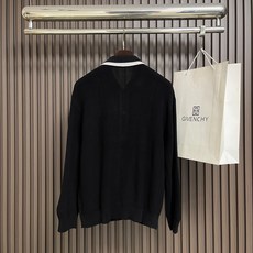 🛒🛒Loro piana LoroPiana 2026ss秋冬新品叠领针织毛衣外套,定制绵羊毛,桑蚕丝,棉,混纺,美式 🛒🛒Loro piana LoroPiana 2026ss秋冬新品叠领针织毛衣外套,定制绵羊毛,桑蚕丝,棉,混纺,美式