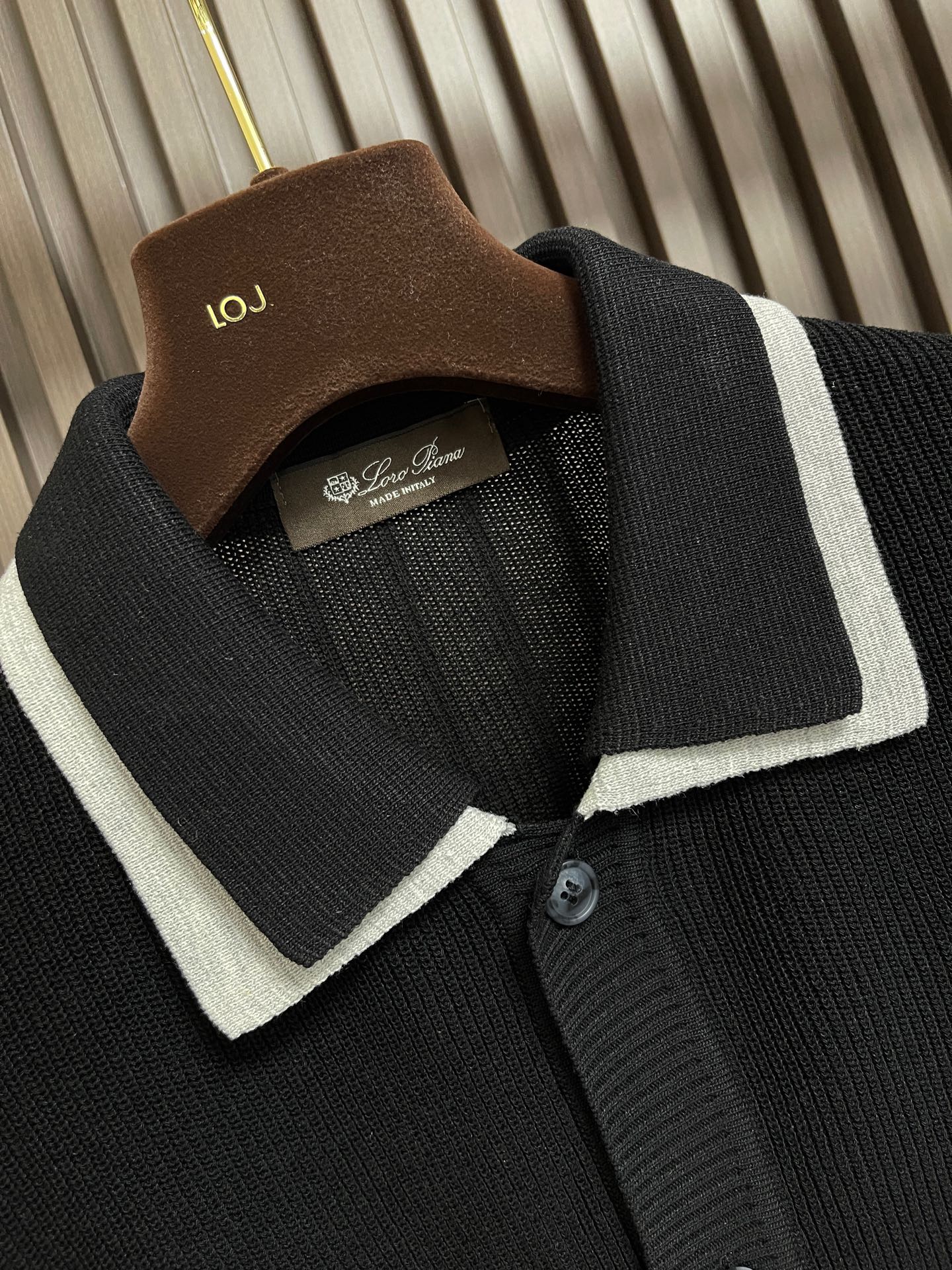 🛒🛒Loro piana LoroPiana 2026ss秋冬新品叠领针织毛衣外套,定制绵羊毛,桑蚕丝,棉,混纺,美式 🛒🛒Loro piana LoroPiana 2026ss秋冬新品叠领针织毛衣外套,定制绵羊毛,桑蚕丝,棉,混纺,美式
