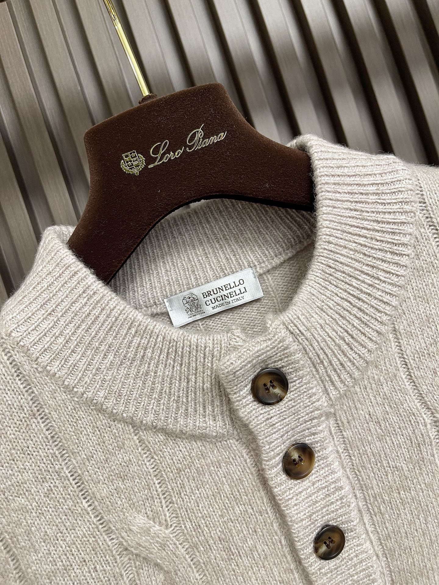🛒🛒Loro piana LoroPiana  2026ss秋冬新品针织毛衣外套，100%羊毛，美式穿搭经典设计 基础色