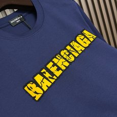 🛒🛒Balenciaga 2026ss新款印花短袖T恤,成衣洗水,设计感十足 ,面料采用巴黎ZP定织定染全棉双纱、克重2 🛒🛒Balenciaga 2026ss新款印花短袖T恤,成衣洗水,设计感十足 ,面料采用巴黎ZP定织定染全棉双纱、克重2