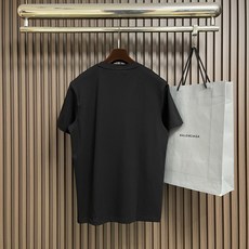 🛒🛒Balenciaga 2026ss新款印花短袖T恤,成衣洗水,设计感十足 ,面料采用巴黎ZP定织定染全棉双纱、克重2 🛒🛒Balenciaga 2026ss新款印花短袖T恤,成衣洗水,设计感十足 ,面料采用巴黎ZP定织定染全棉双纱、克重2