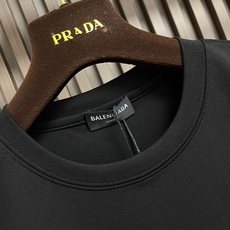 🛒🛒Balenciaga 2026ss新款印花短袖T恤,成衣洗水,设计感十足 ,面料采用巴黎ZP定织定染全棉双纱、克重2 🛒🛒Balenciaga 2026ss新款印花短袖T恤,成衣洗水,设计感十足 ,面料采用巴黎ZP定织定染全棉双纱、克重2