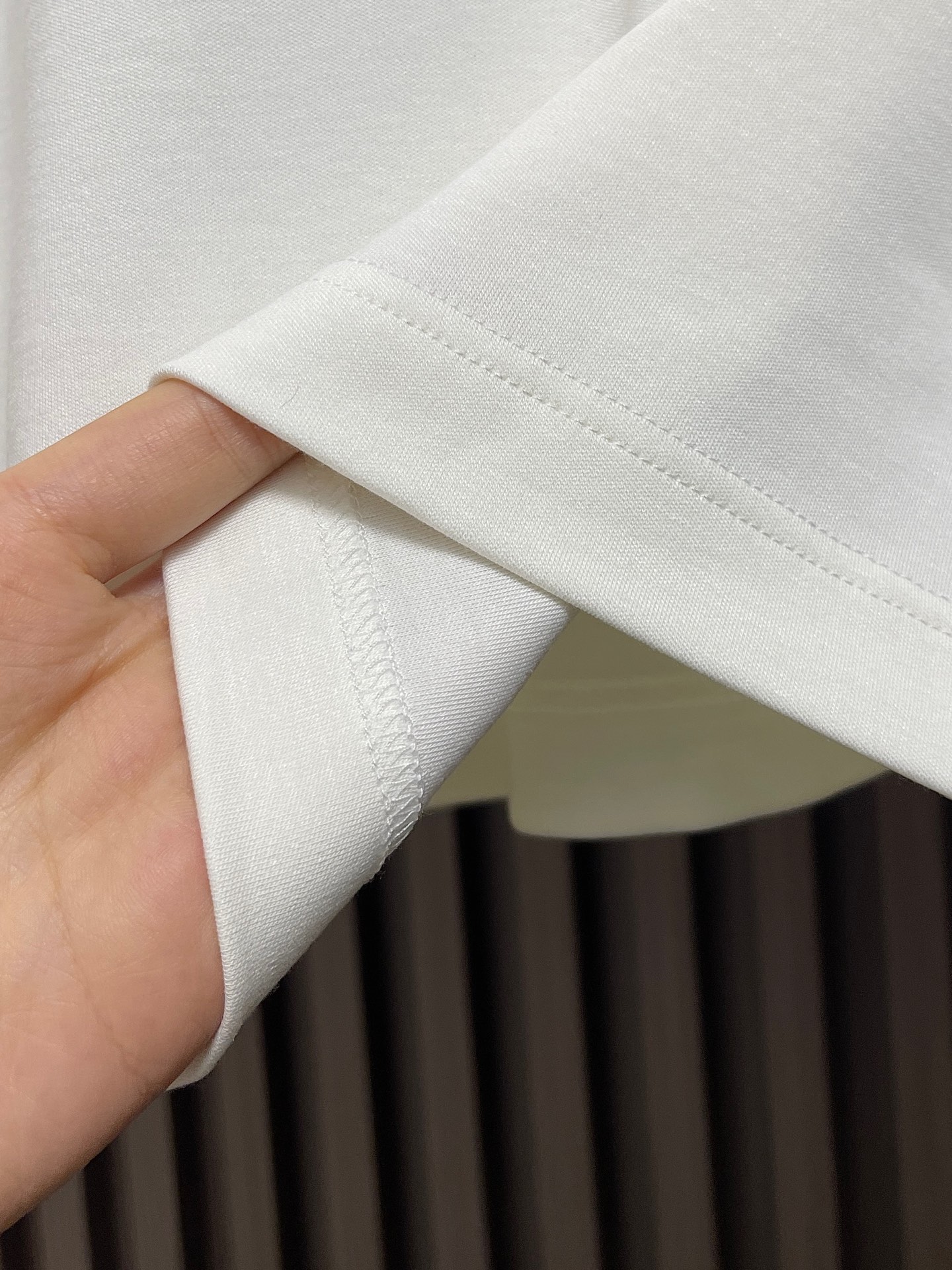 🛒🛒Loro piana Loro Piana 低调老钱风2026SS 经典款长袖T恤，这款短袖以意大利利古里亚海岸的自