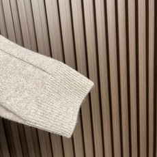 🛒🛒Loro piana 半拉链毛衣Polo针织衫,混纺针织面料,羊毛 山羊绒、面料厚实软糯,哑光高级质感,抗起球不易松 🛒🛒Loro piana 半拉链毛衣Polo针织衫,混纺针织面料,羊毛 山羊绒、面料厚实软糯,哑光高级质感,抗起球不易松