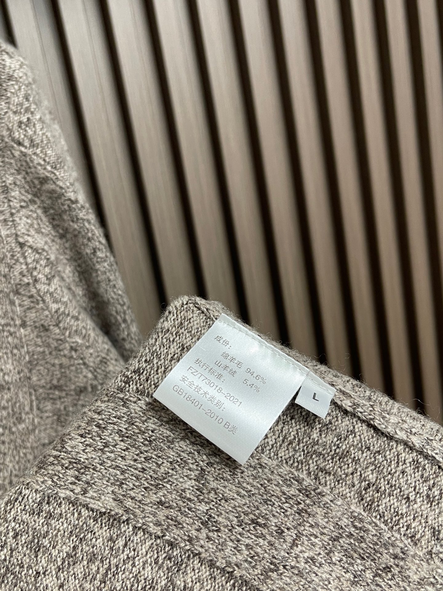 🛒🛒Loro piana 半拉链毛衣Polo针织衫,混纺针织面料,羊毛 山羊绒、面料厚实软糯,哑光高级质感,抗起球不易松 🛒🛒Loro piana 半拉链毛衣Polo针织衫,混纺针织面料,羊毛 山羊绒、面料厚实软糯,哑光高级质感,抗起球不易松